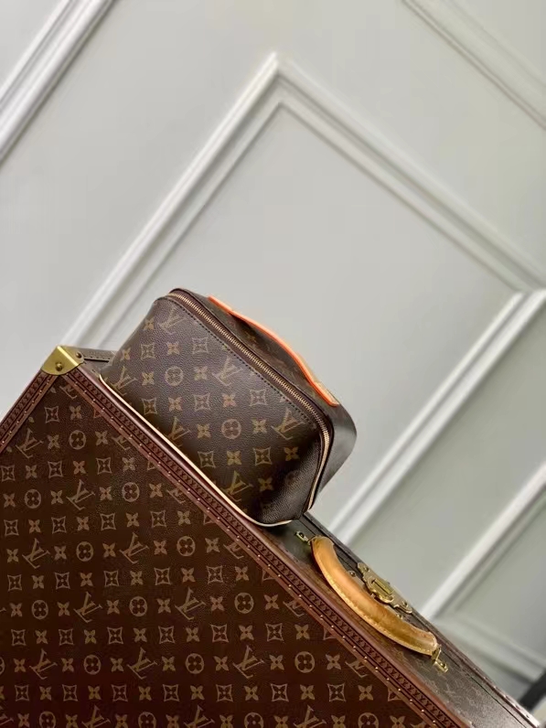 Hoge kwaliteit online
 Louis Vuitton Tassen Clutches Mannen Monogram Canvas Stof