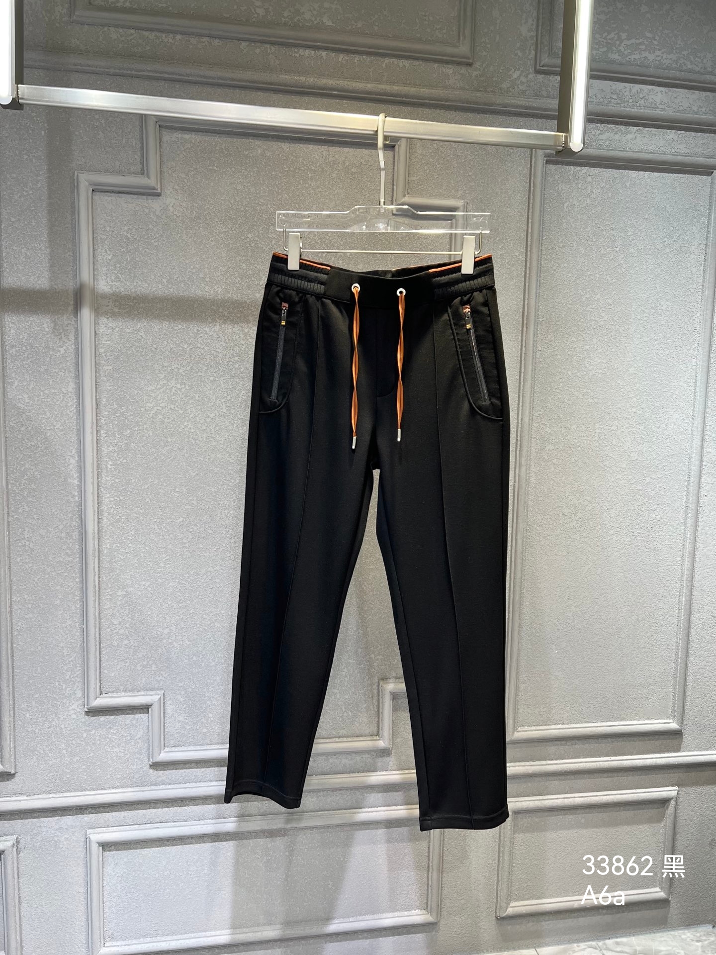 NO:489765,Zegna casual pants Special ingredients Yassel fabric # black Size: 30-,,alexander wang19860909Zegna休闲裤 特殊成份雅塞尔面料 # 黑色 码数: 30-,,alexander wang,Men's clothing