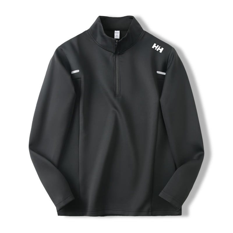 🛒购物价： 💰175   HELLYHANSEN/HH海丽汉森训练服运动健身骑行服男士内搭长袖秋季新款打底衫速干T恤卫衣，   秋冬搭配首选上衣，可以轻松穿三季！咱们的老渠道了，面料都是Y订单线的，特别舒服的长袖T恤，日常，运动，单穿、内搭都OK，完全不挑人。一共是3个颜色，肩膀是胶条印花，辨识度非常高。大身立体剪裁，上身舒适度很高，搭配性很强，日常运动、休闲、通勤、上班上学都OK，很实穿的长袖T恤，不挑年龄的哈，可以轻松穿三季。

整个布面细腻稳固，都是加密的针织布面，纹理清晰，布面光洁不容易起球，舒适亲肤，触感柔软，贴肤穿完
全无压力哈，质感非常好
尺码:M－4XL
颜色 ：黑色   白色  浅灰色  军绿色
      衣长     胸围     袖长    建议体重KG
M    64       94        60       90－110
L      66      98        61        55－125
XL    68      102      62       125－140
XXL  70     106      63       140－155
3XL  72     110       64        155－170
4XL   74     114      65        170－185
