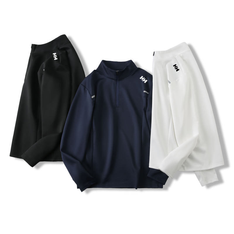 🛒购物价： 💰175   HELLYHANSEN/HH海丽汉森训练服运动健身骑行服男士内搭长袖秋季新款打底衫速干T恤卫衣，   秋冬搭配首选上衣，可以轻松穿三季！咱们的老渠道了，面料都是Y订单线的，特别舒服的长袖T恤，日常，运动，单穿、内搭都OK，完全不挑人。一共是3个颜色，肩膀是胶条印花，辨识度非常高。大身立体剪裁，上身舒适度很高，搭配性很强，日常运动、休闲、通勤、上班上学都OK，很实穿的长袖T恤，不挑年龄的哈，可以轻松穿三季。

整个布面细腻稳固，都是加密的针织布面，纹理清晰，布面光洁不容易起球，舒适亲肤，触感柔软，贴肤穿完
全无压力哈，质感非常好
尺码:M－4XL
颜色 ：黑色   白色  浅灰色  军绿色
      衣长     胸围     袖长    建议体重KG
M    64       94        60       90－110
L      66      98        61        55－125
XL    68      102      62       125－140
XXL  70     106      63       140－155
3XL  72     110       64        155－170
4XL   74     114      65        170－185
