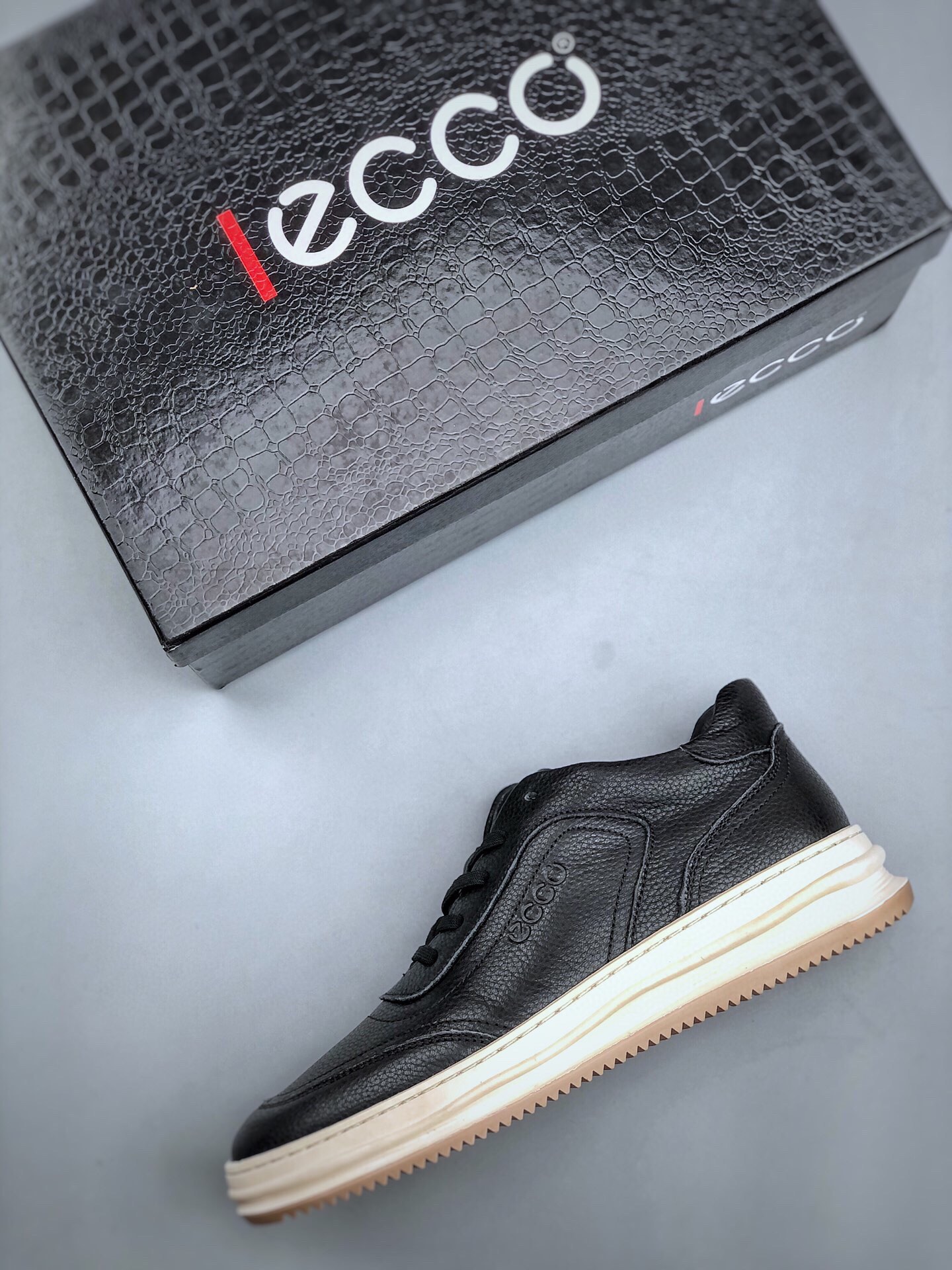 ECCO/ECCO sports running shoes/casual shoes quality steel stamped logo exclusive official website customization