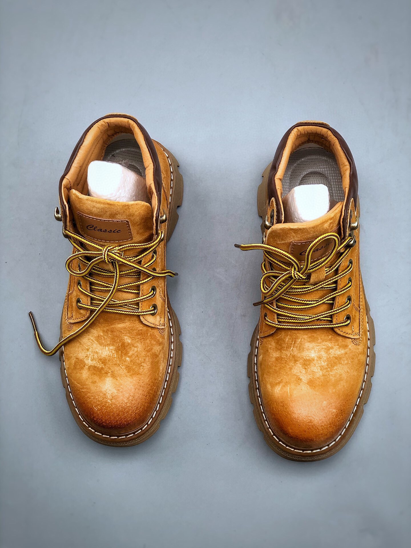 CAT Carter Dongguan origin Guangdong pure original outdoor workwear light bottom mid-cut casual Martin boots series