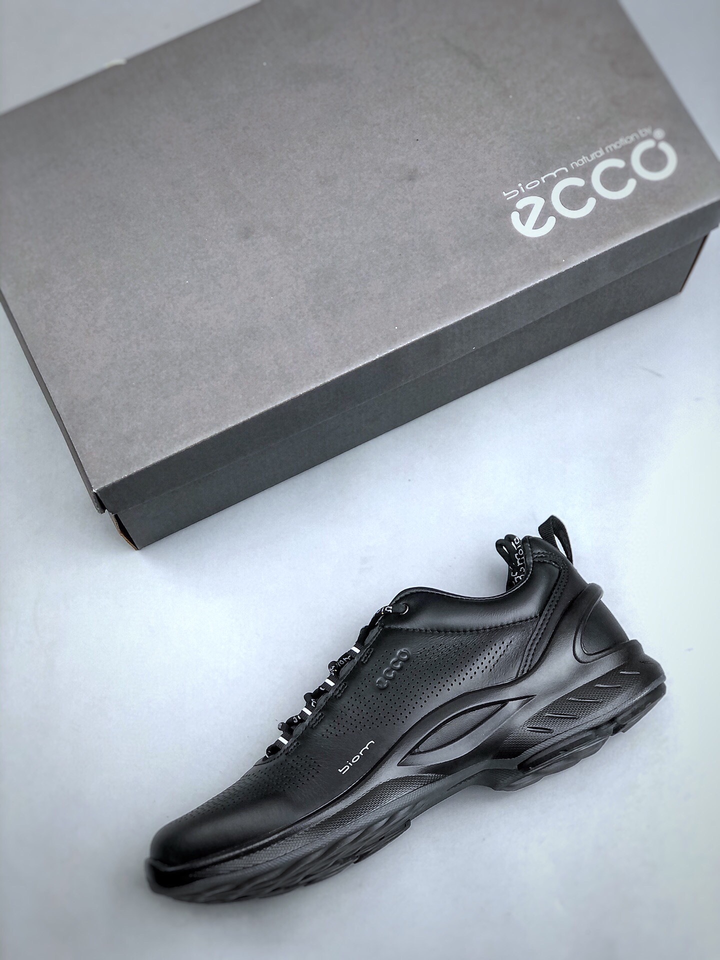 240 ECCO/爱步 1健步小经典 经典爆款 休闲运动跑鞋/休闲鞋