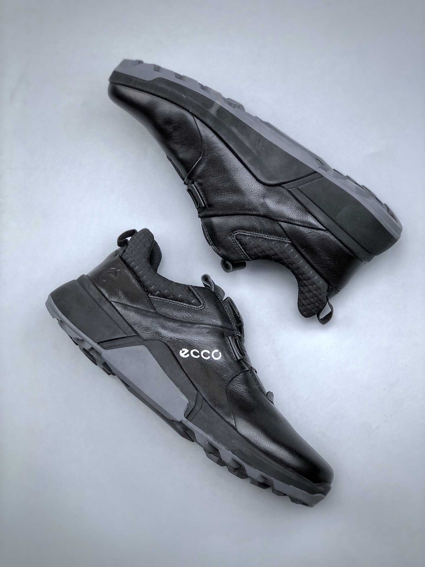 280 ECCO/爱步 经典爆款 健步系列 休闲运动跑鞋/休闲鞋