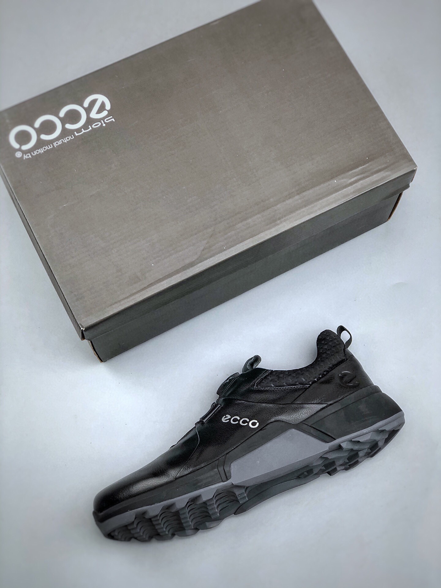 280 ECCO/爱步 经典爆款 健步系列 休闲运动跑鞋/休闲鞋
