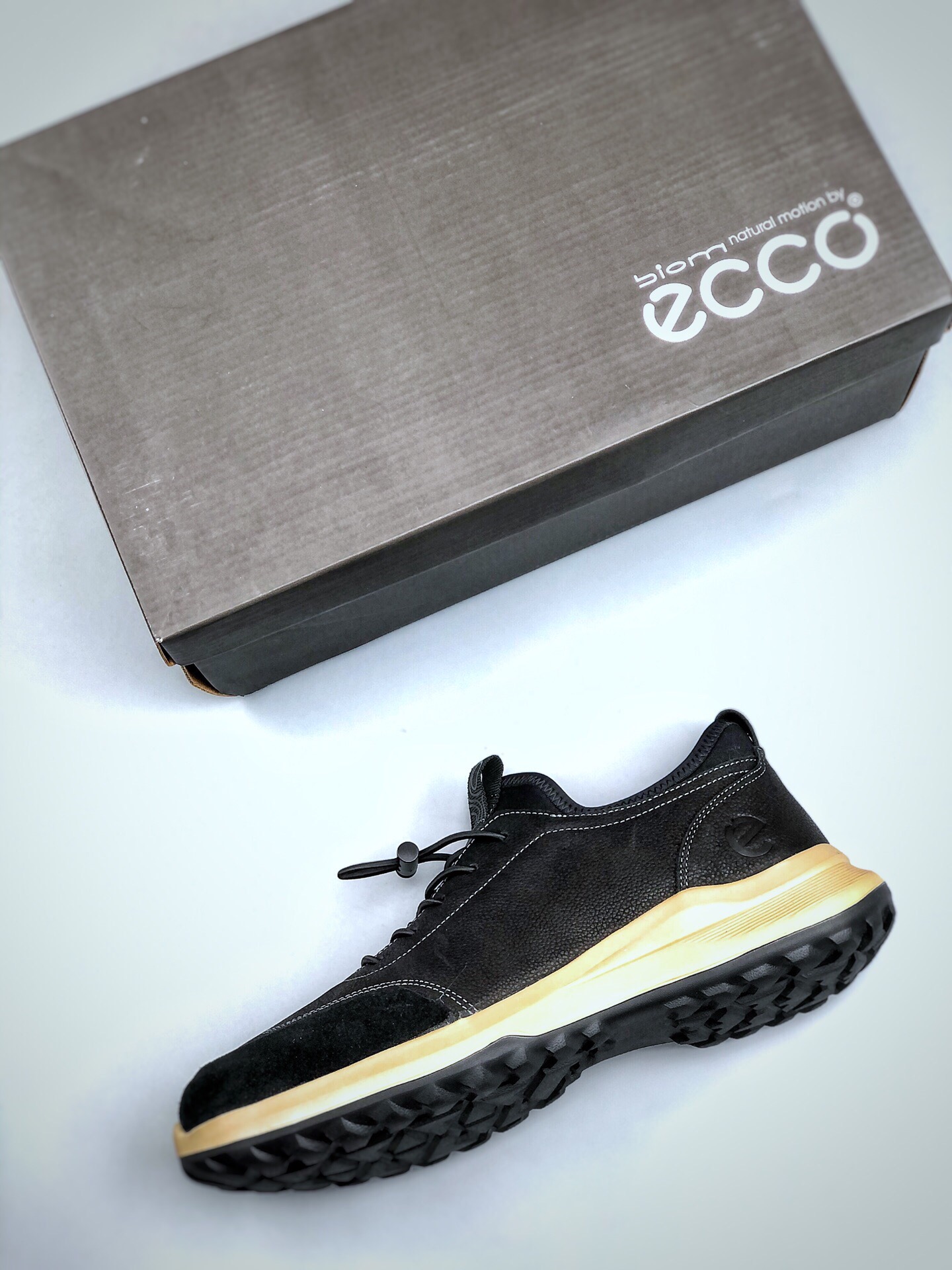 280 ECCO/爱步 经典爆款 健步系列 休闲运动跑鞋/休闲鞋