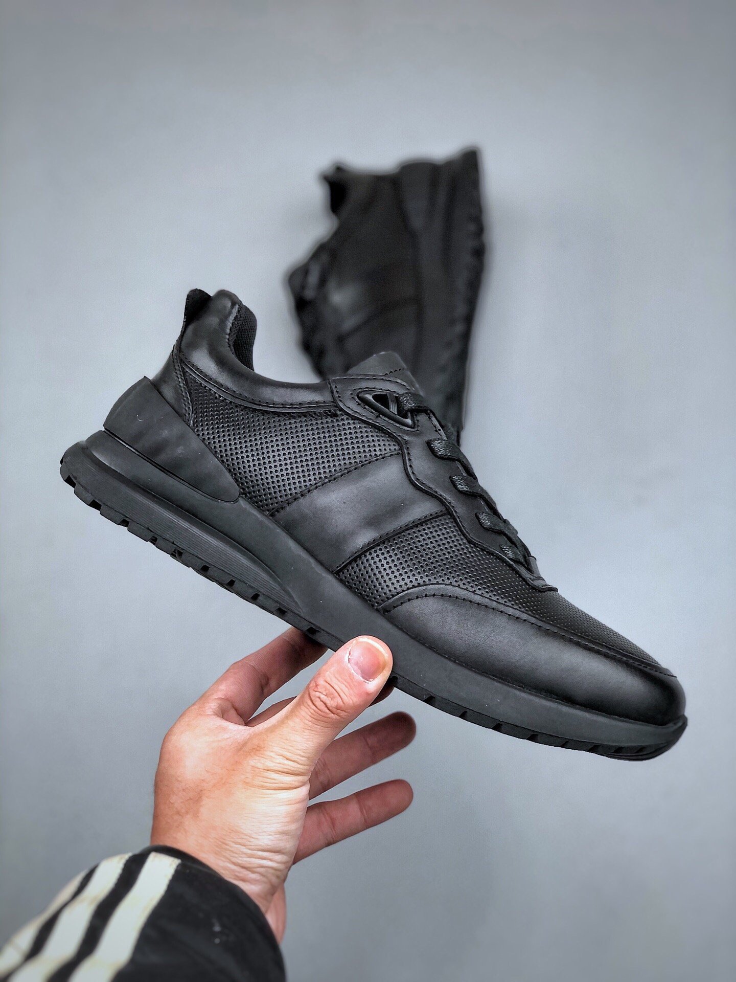 280 ECCO/爱步 经典爆款 驱动系列 休闲运动跑鞋/休闲鞋 5760022566