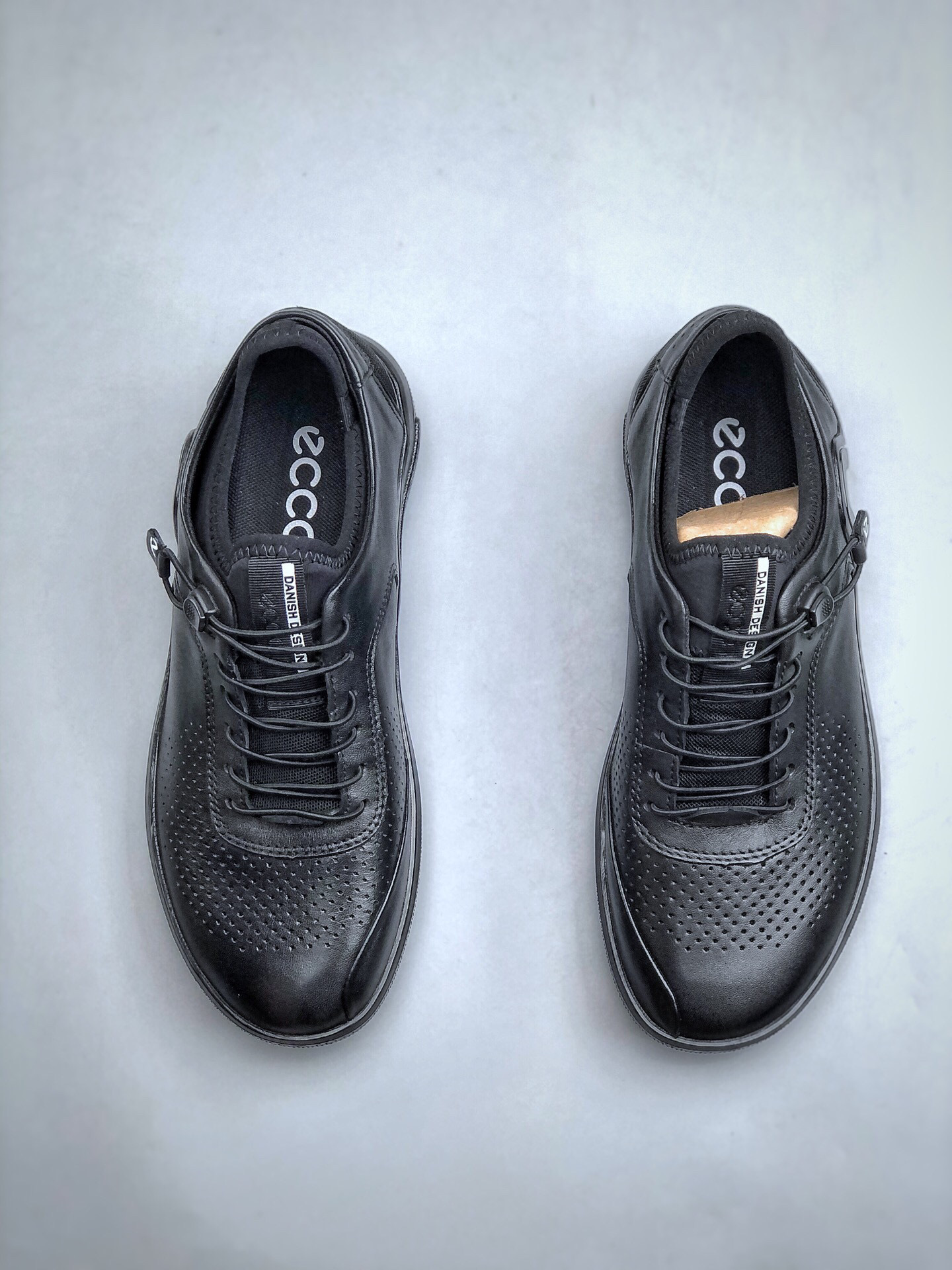280 ECCO/爱步 官网同步 健步休闲运动跑鞋/休闲鞋
