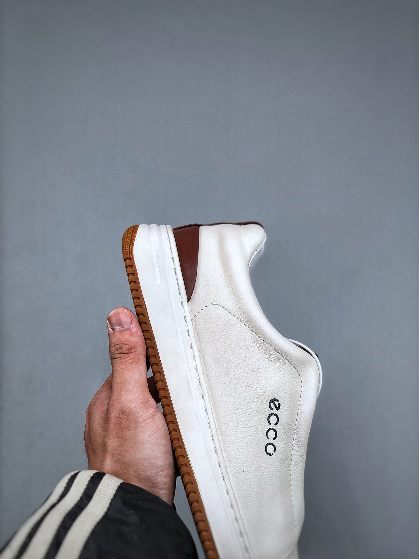 260 ECCO/爱步 广东订单品质 运动跑鞋/休闲鞋