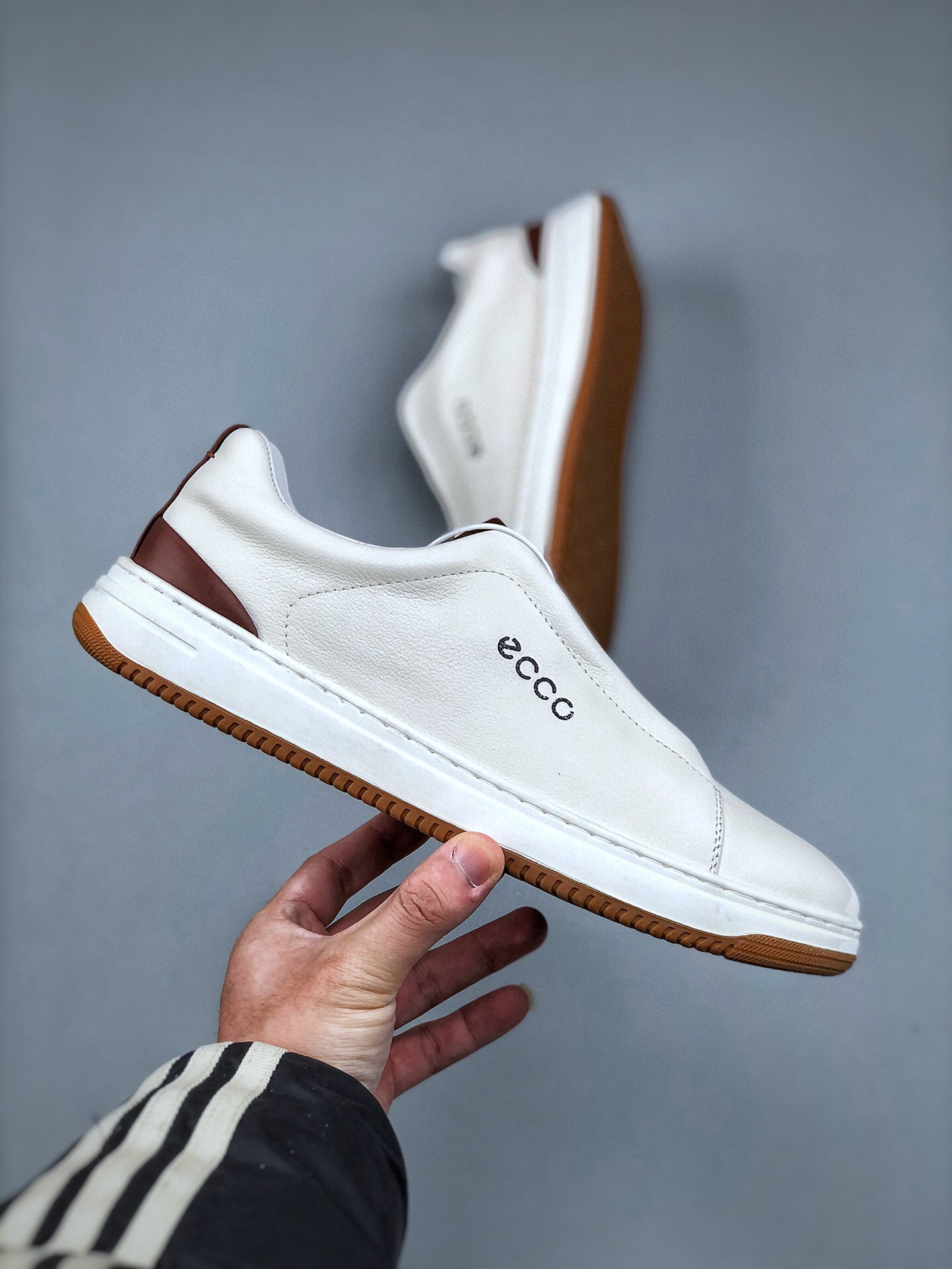 260 ECCO/爱步 广东订单品质 运动跑鞋/休闲鞋