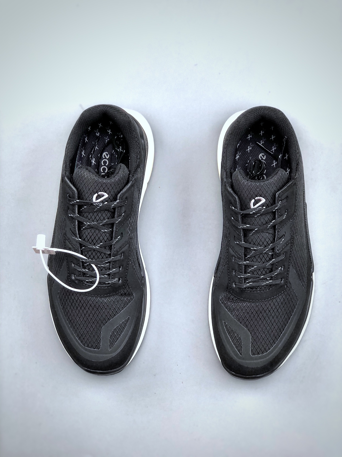 300 ECCO/爱步 爆款 2.2健步系列 夏季新款 休闲运动跑鞋/休闲鞋