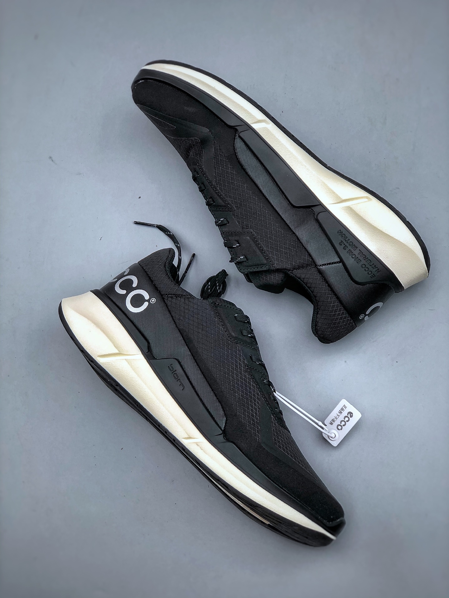 300 ECCO/爱步 爆款 2.2健步系列 夏季新款 休闲运动跑鞋/休闲鞋