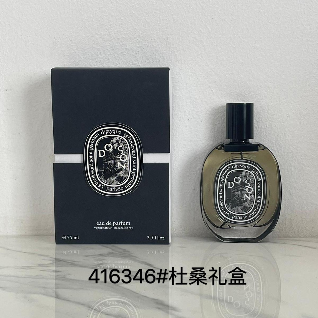 Edición de regalo de caja negra Diptyque 75ml! Aromas: 416346 Duoma. 425461 Higo, 416360 Agua de sombra, 425782 Senda d…