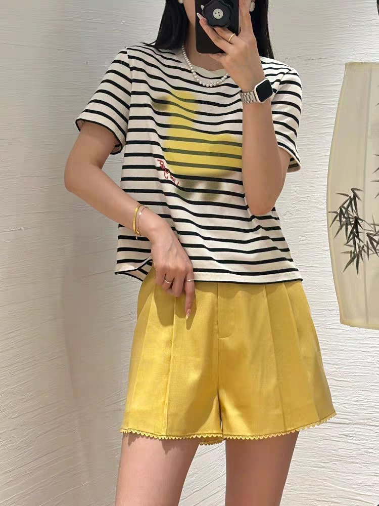 Striped Silk Crepe De Chine Tee with Duck Graphic - Casual & Chic 1 a1746754839620 2416