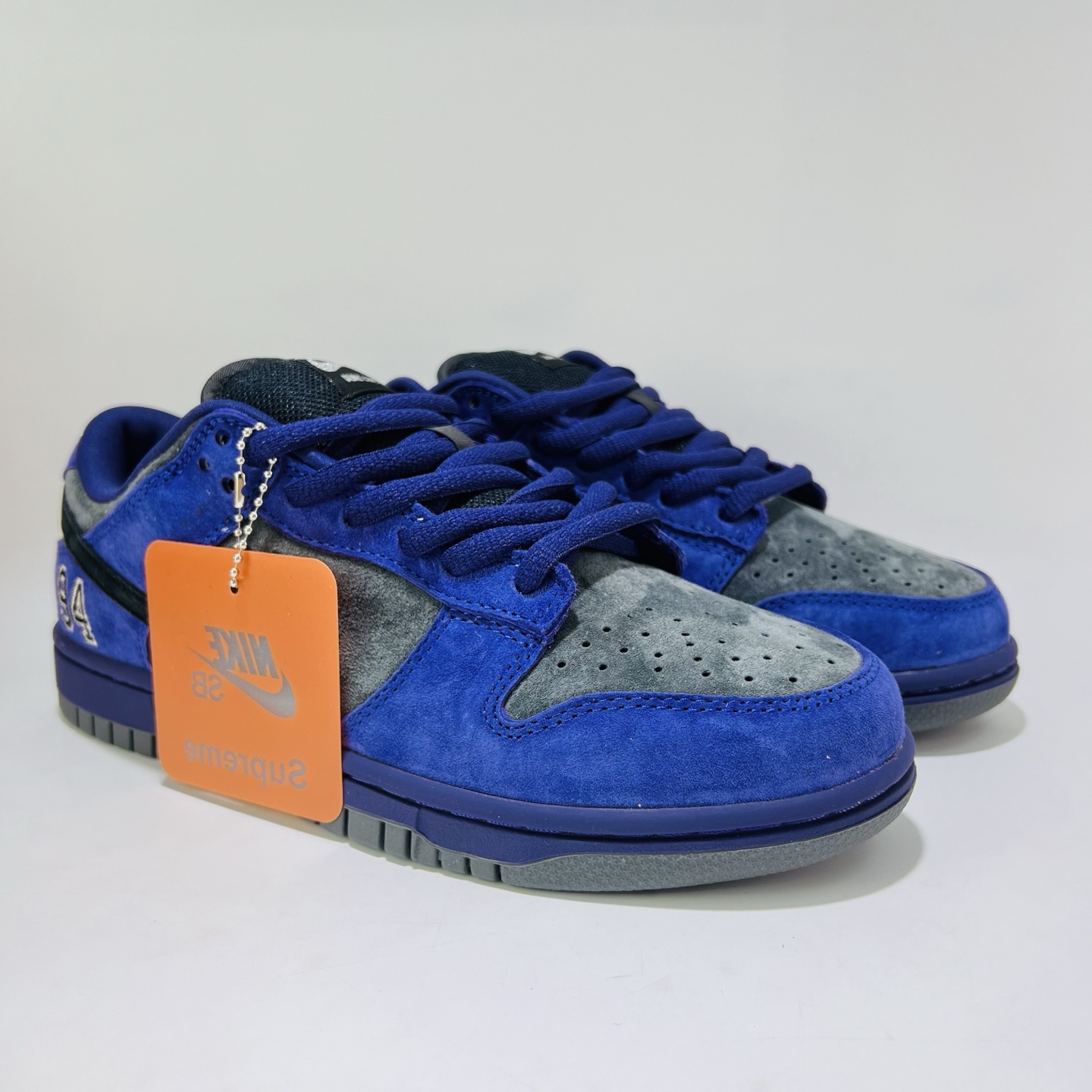 LFZ21# Nike  x Supreme Dunk SB Dunk Low 舒适 欧洲限定 防滑耐磨 低帮 板鞋 男女同款 紫色
货号：HQ8487-500
码数：40-46（带半码）
