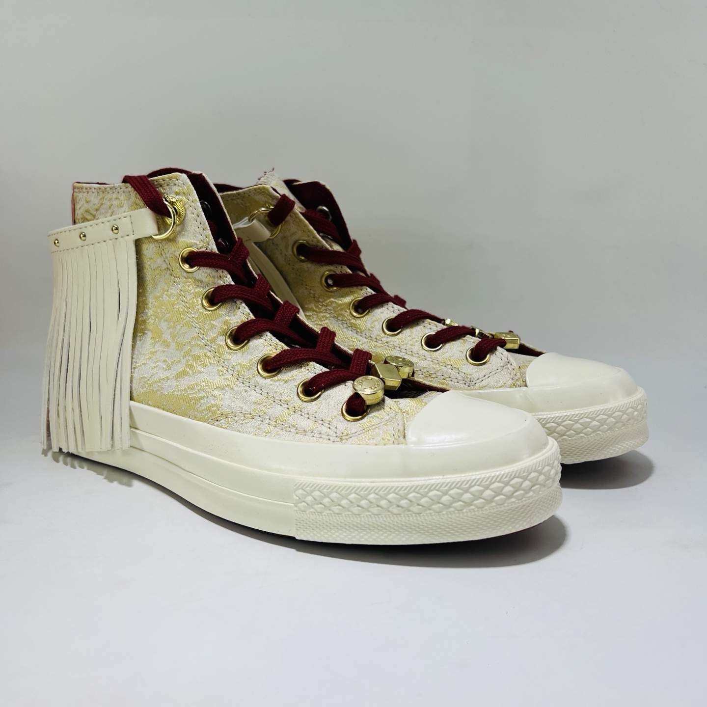 MZ17# Converse Chuck Taylor All Star CNY 马年限定 百搭舒适 高帮 帆布鞋 男女同款 米色
货号:A19072C
码数:35-44