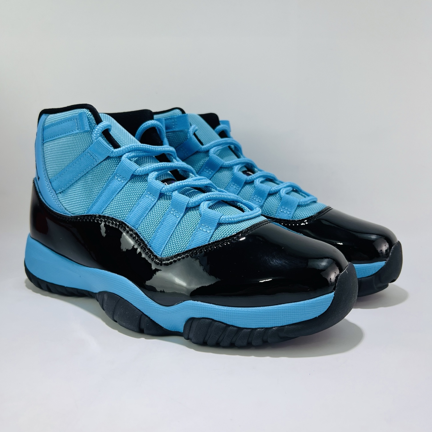 _drn9sB1Lx_iB8W-Hx6v32QqOP5l_CsVvM9SgFgA