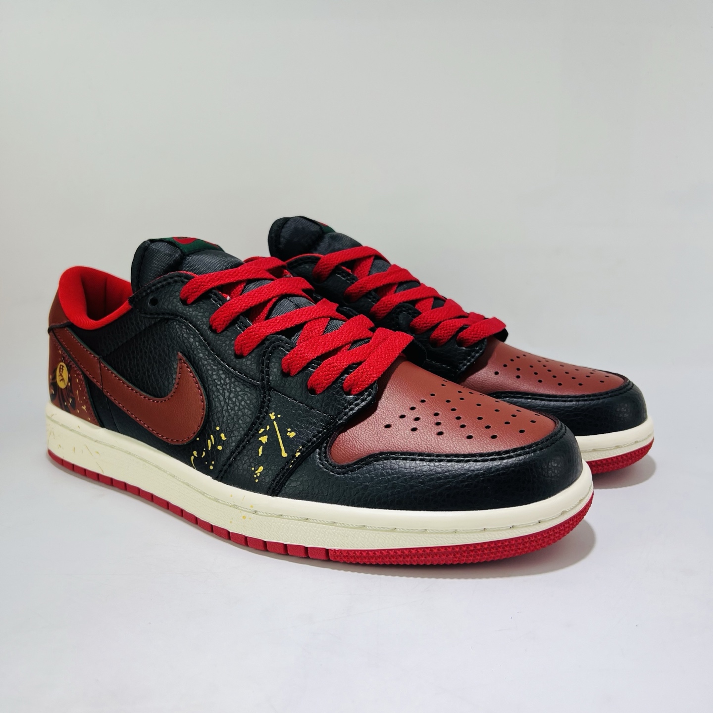 BL19#【定制球鞋】Jordan Air Jordan 1 RC 赤炎飞马 CNY马年 新中式 国风 潮流 高街 耐磨 低帮 复古篮球鞋 男女同款 黑红色
货号：CZ0775-036
码数：36-46（带半码）