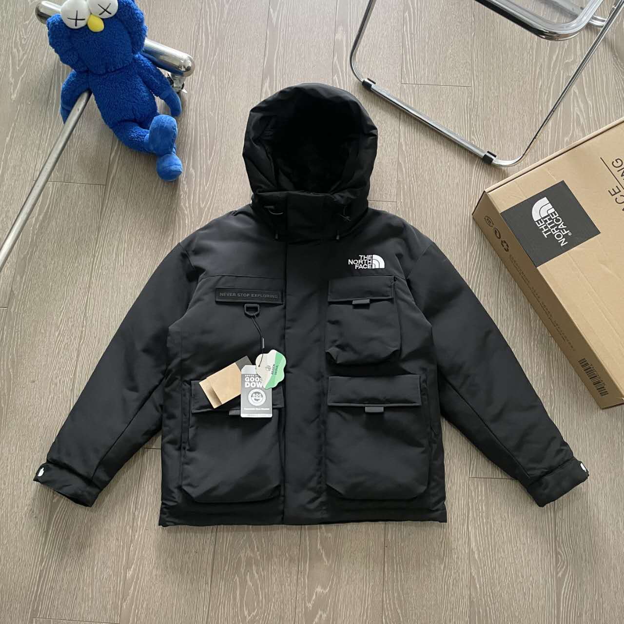 North Face Waterproof Multi-Port Jacket: Premium Quality, Durable Design, Various Sizes - 图片 3