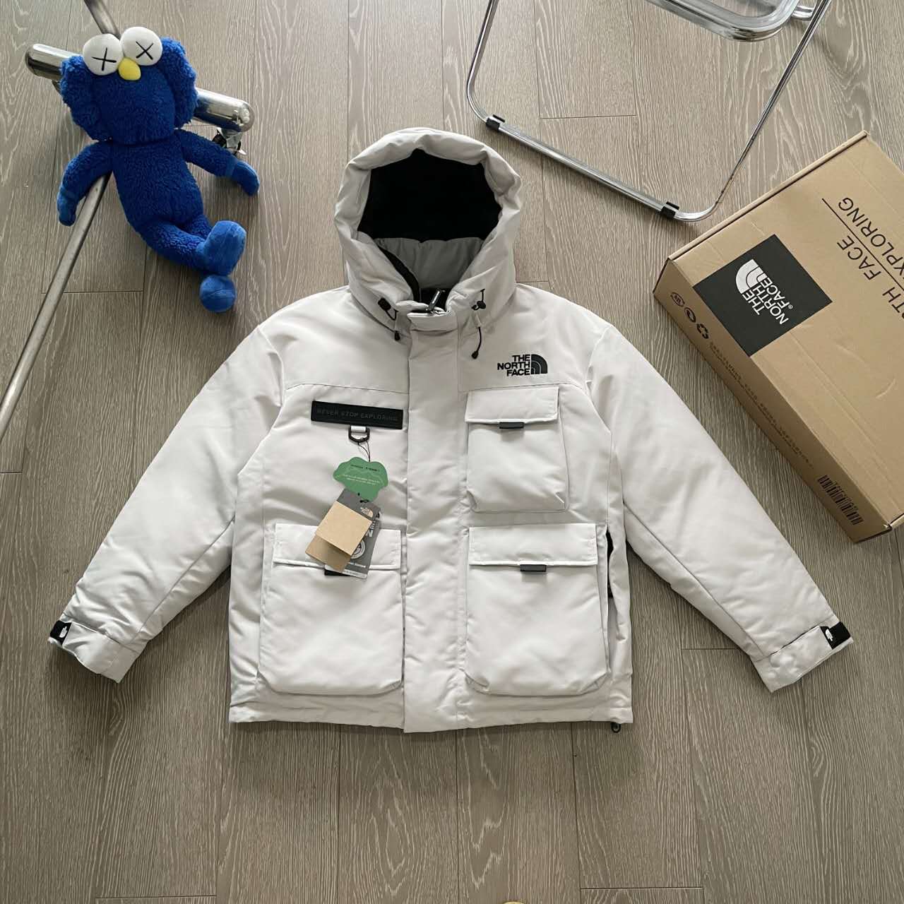 North Face Waterproof Multi-Port Jacket: Premium Quality, Durable Design, Various Sizes - 图片 2