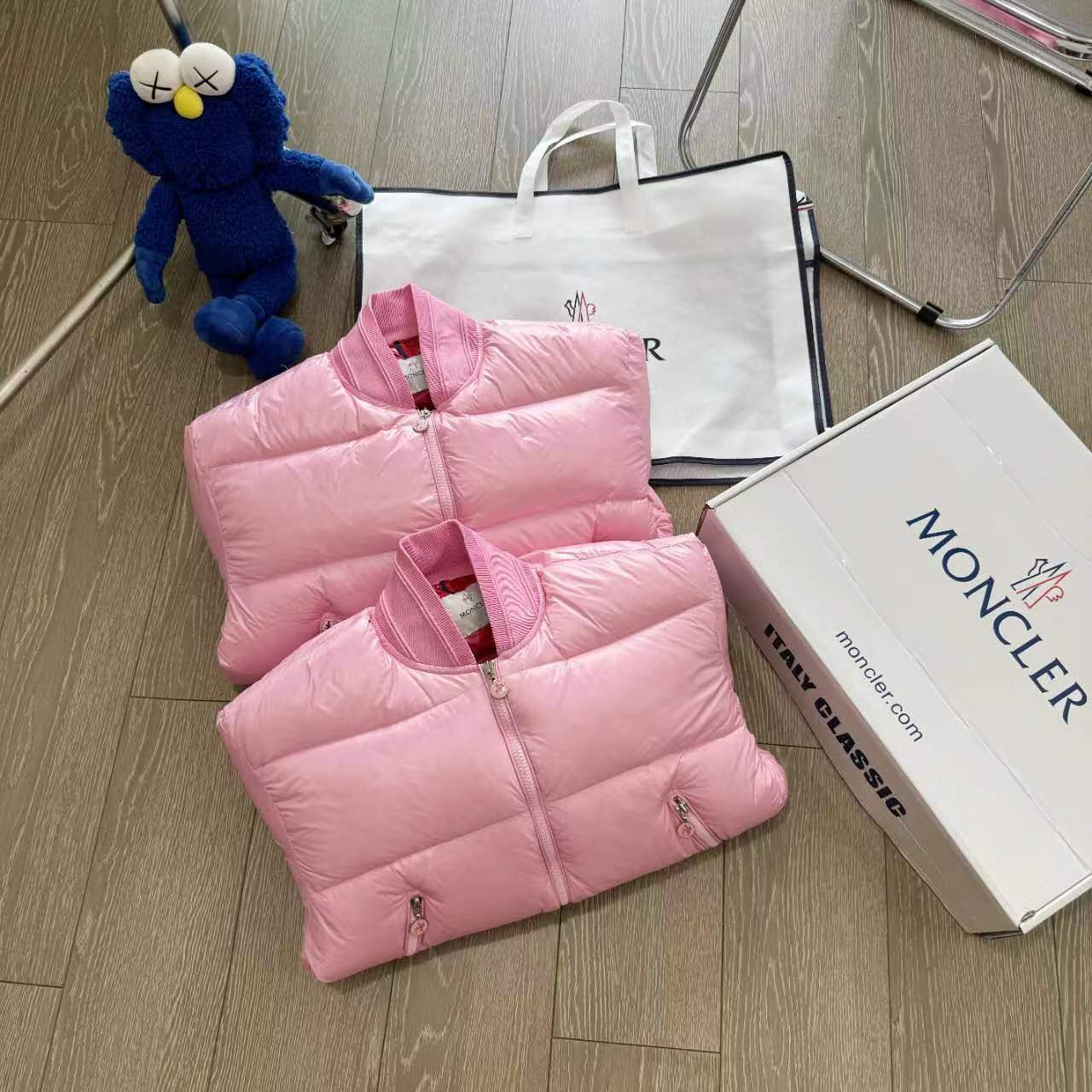 Moncler/Moncho Yilin Puffed Pilot Coat: Stylish Short Baseball Jacket for Girls - 图片 2