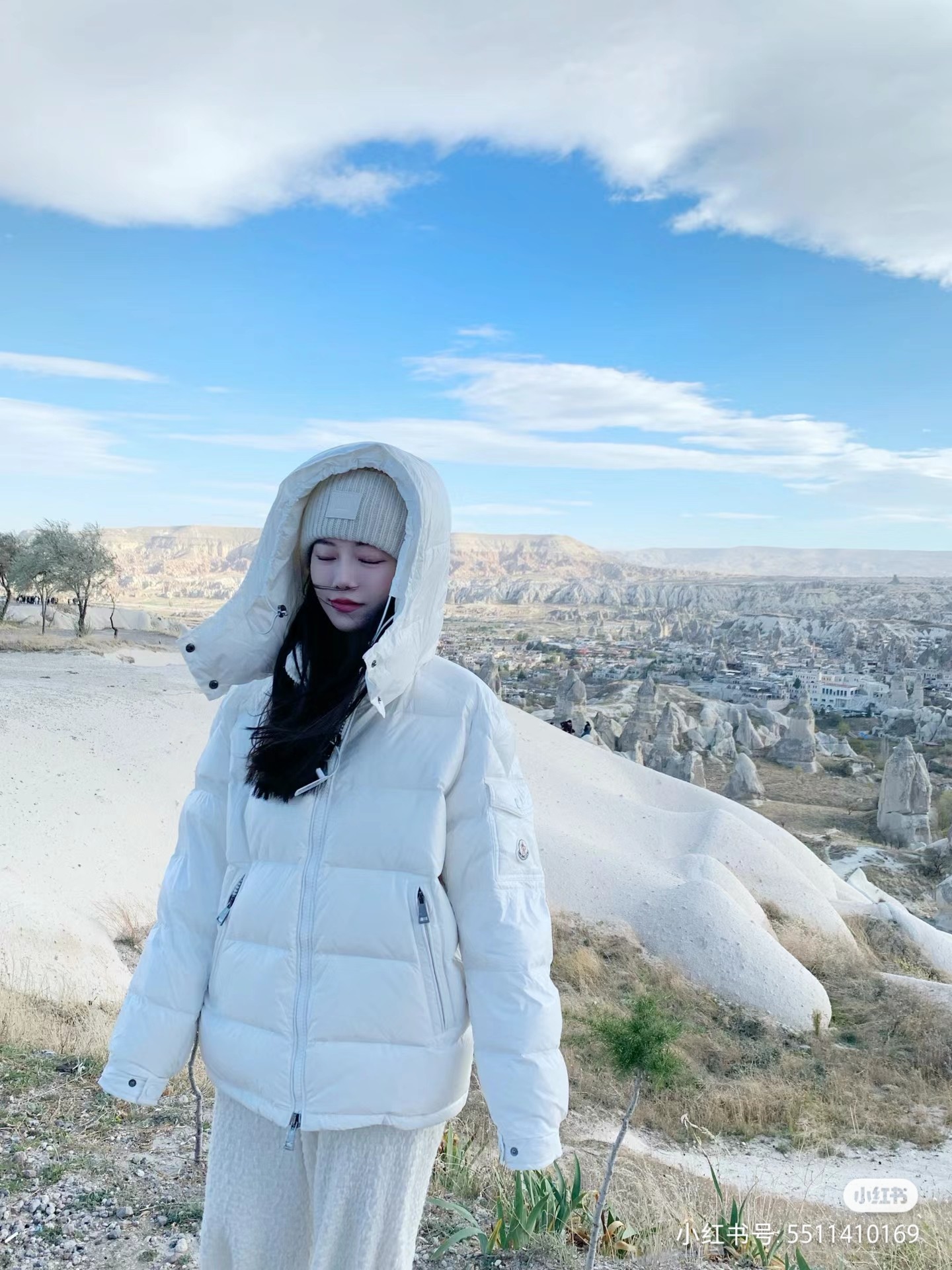 Moncler Maya: Classic Design with Quality Fabric and Hardware, Perfect for All Seasons - 图片 9