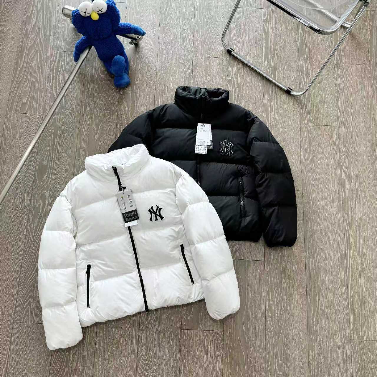 MLB New York Yankees Puffed-up Jacket with Duck Velvet Filling: Quality Assurance! - 图片 1