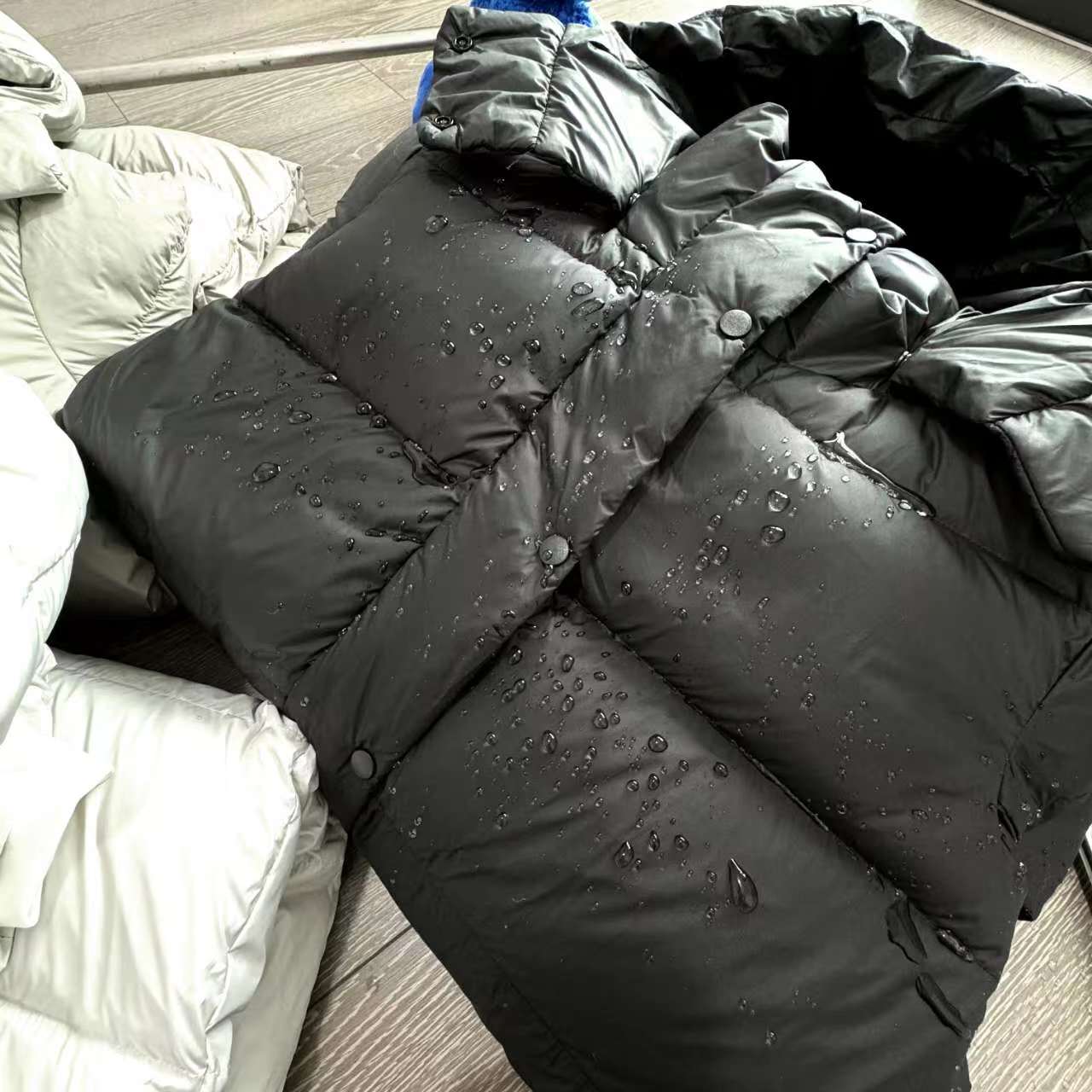 Lululemon Wunder Puffs Velvet Suit: Stylish, Warm, and High-Quality. - 图片 6