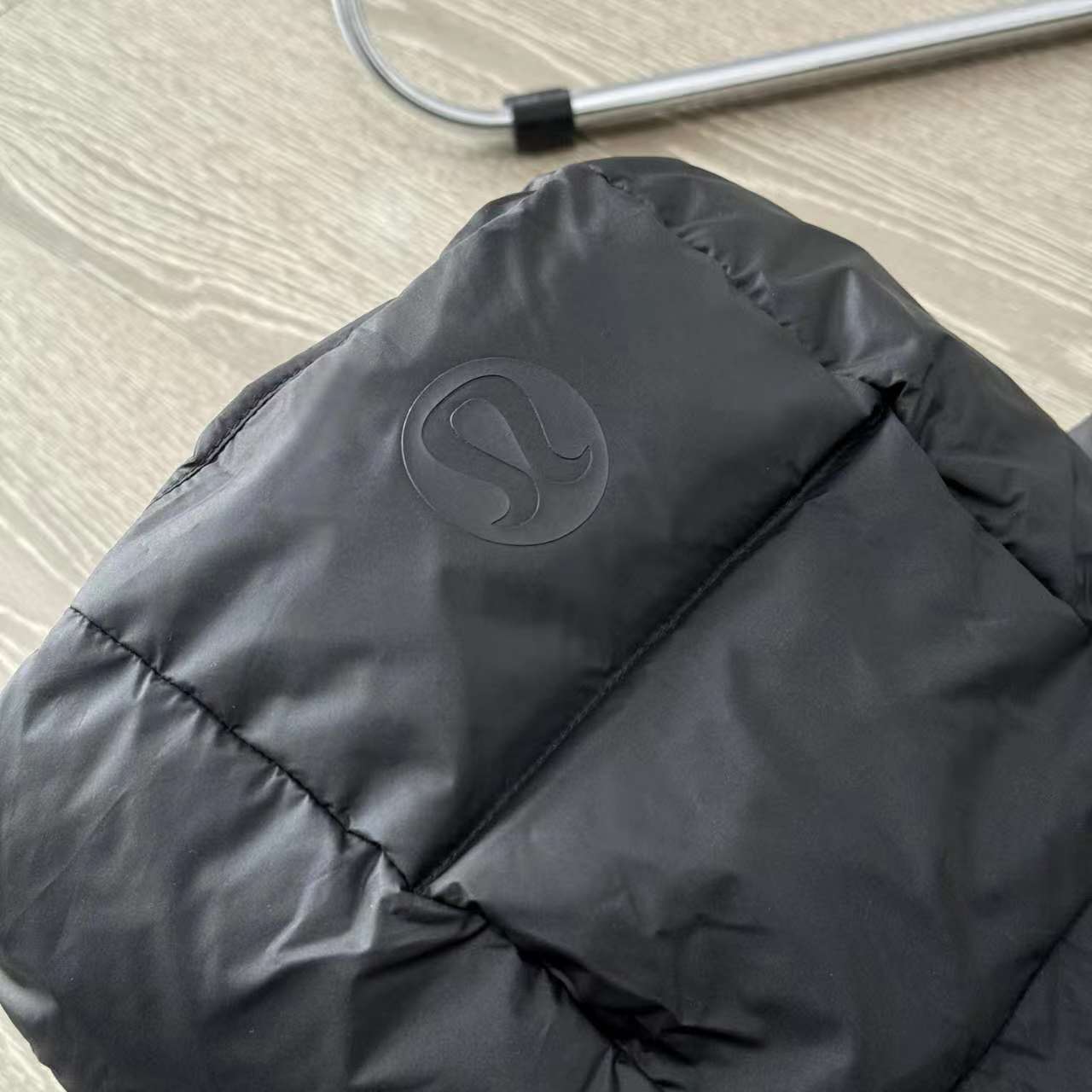 Lululemon Wunder Puffs Velvet Suit: Stylish, Warm, and High-Quality. - 图片 8