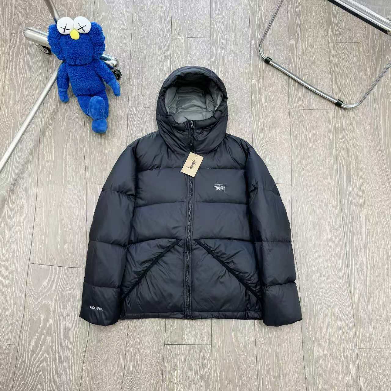 Stussy Micro Ripstop Down Parka: Features, Sizes, and Specifications - 图片 2