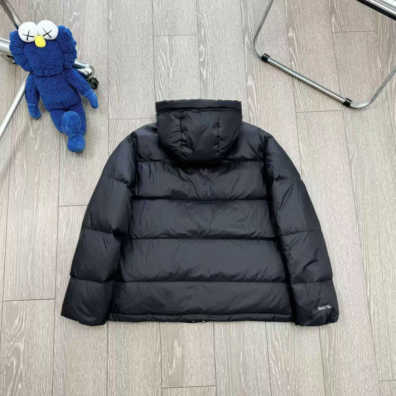 Stussy Micro Ripstop Down Parka: Features, Sizes, and Specifications - 图片 4
