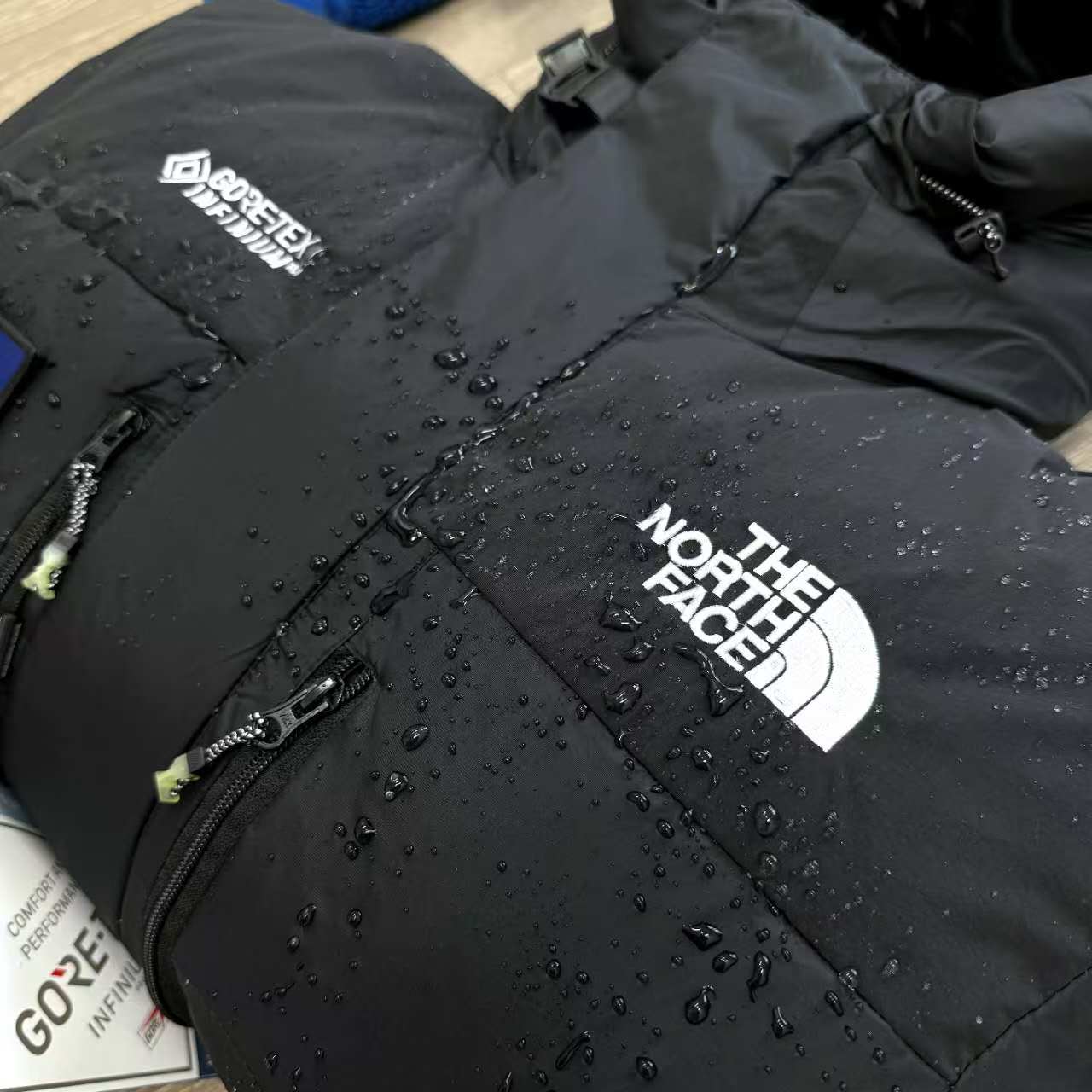 The North Face Himalayan Polar Series: Fashionable Heating with Street Elements. - 图片 6