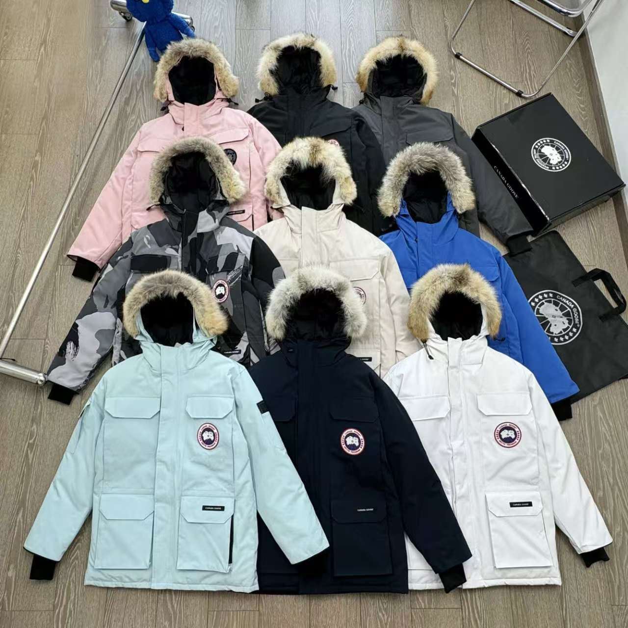 Canada Goose Kleding Bontmantel Beige Zwart Blauw Grijs Roze Luchtblauw Wit Borduurwerk Canvas Katoen Breien Nylon Polyester Spandex Witte eend naar beneden ganzendons Lentecollectie