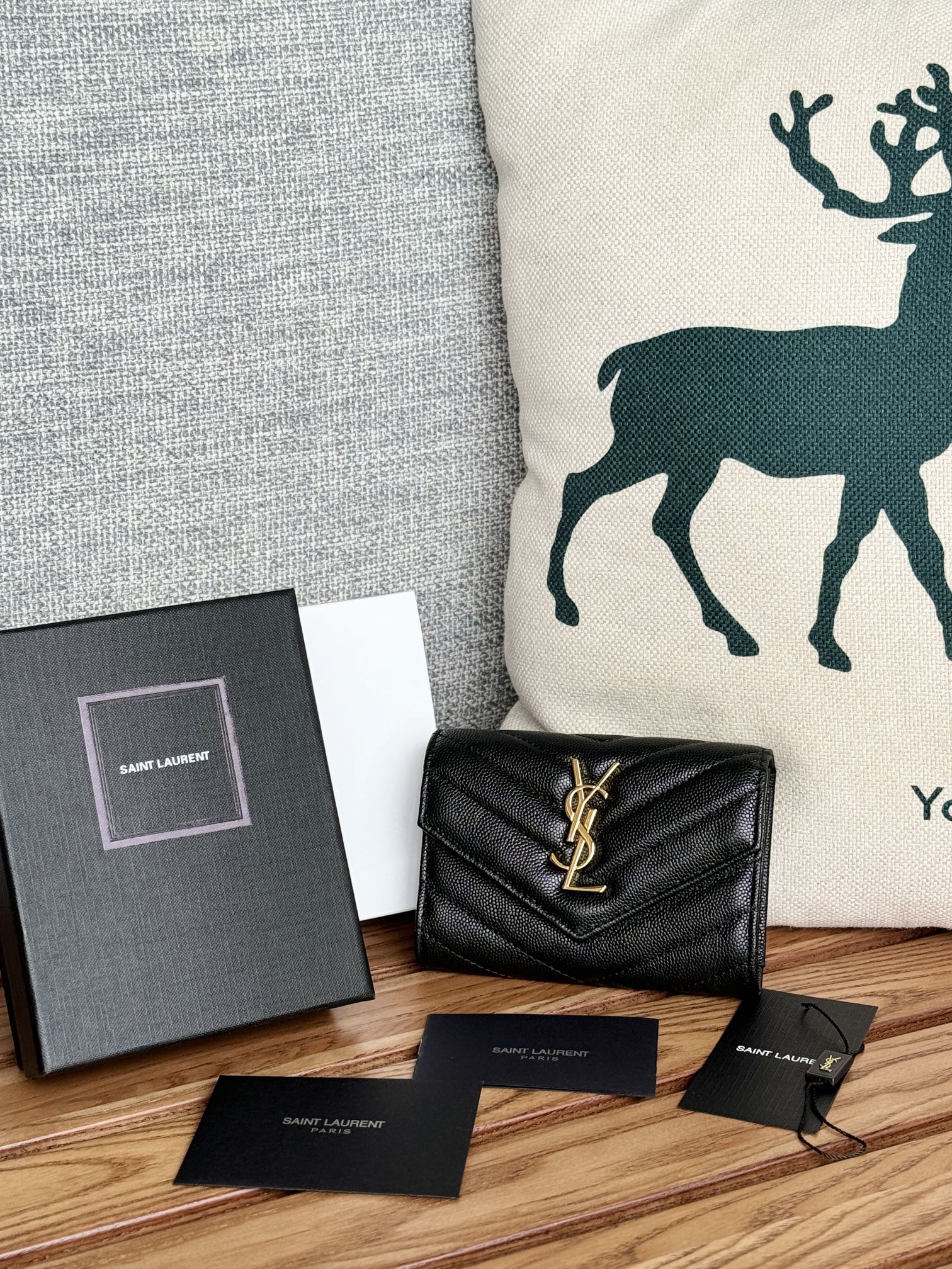 Yves Saint Laurent Wallet Card pack Calfskin Cowhide