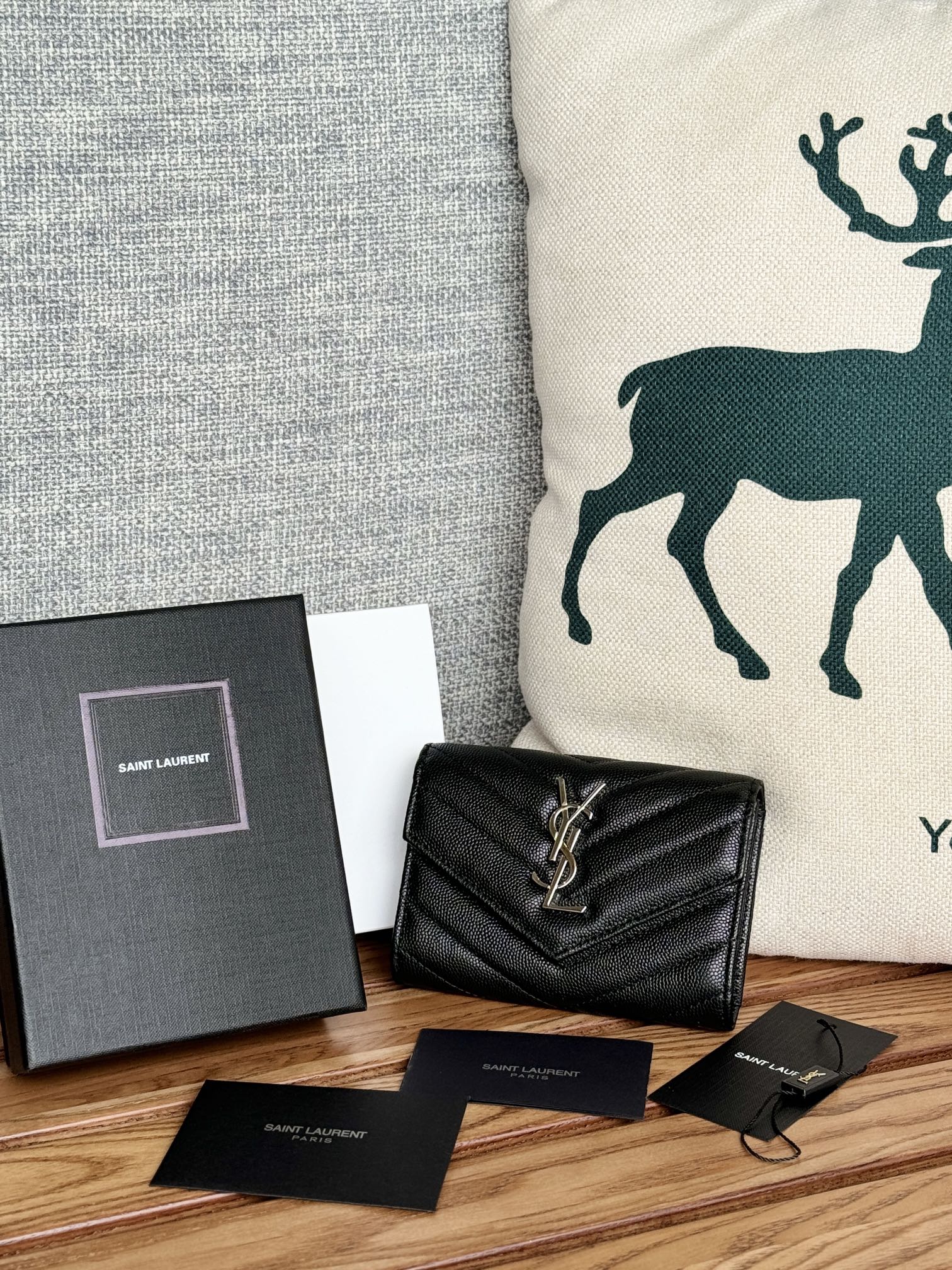 Yves Saint Laurent Wallet Card pack Calfskin Cowhide