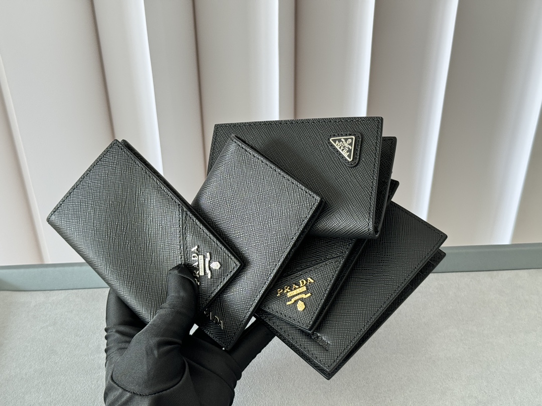 NO:405892,rada 2MC101 universal card bag for men and women black collection, prada wallet, prada, prada, wallets19860909rada 2MC101 男女通用卡包 黑色合集,普拉达钱包,prada,prada,wallets,Bag