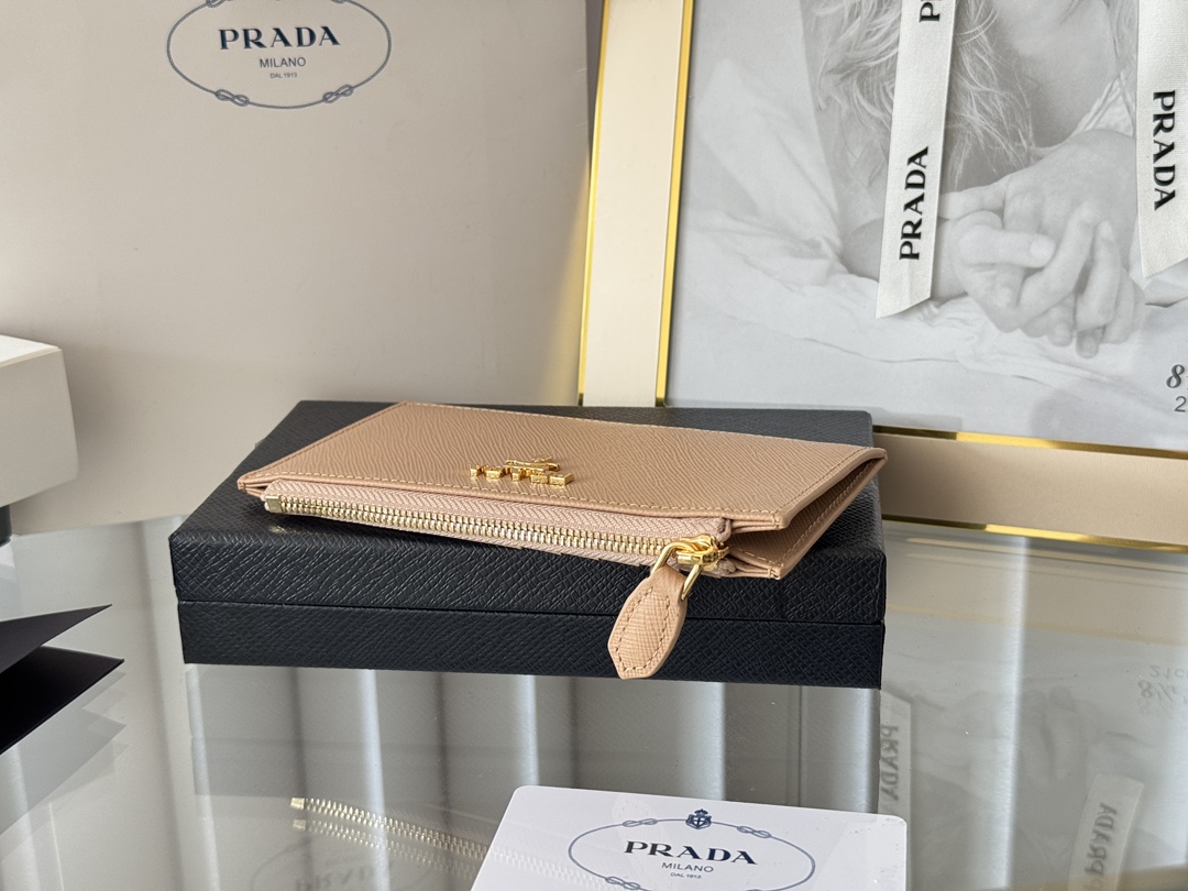 PRADA bag prada cross pattern card holder, coin purse — photo 4