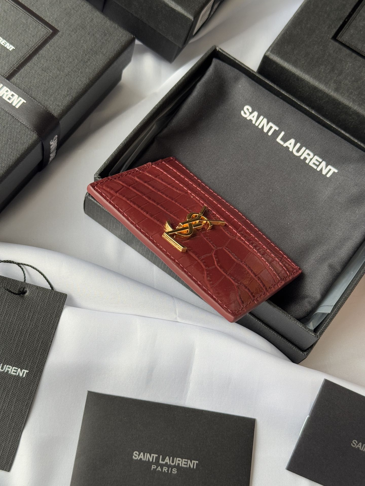 Yves Saint Laurent Crocodile Embossed Leather Card Holder Wallet 6 i1732449192 2486 5