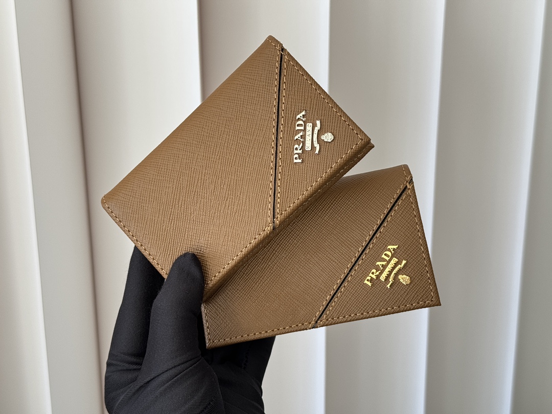 NO:671097,hand shot, prada, prada19860909手拍图,普拉达,prada,欧美剧