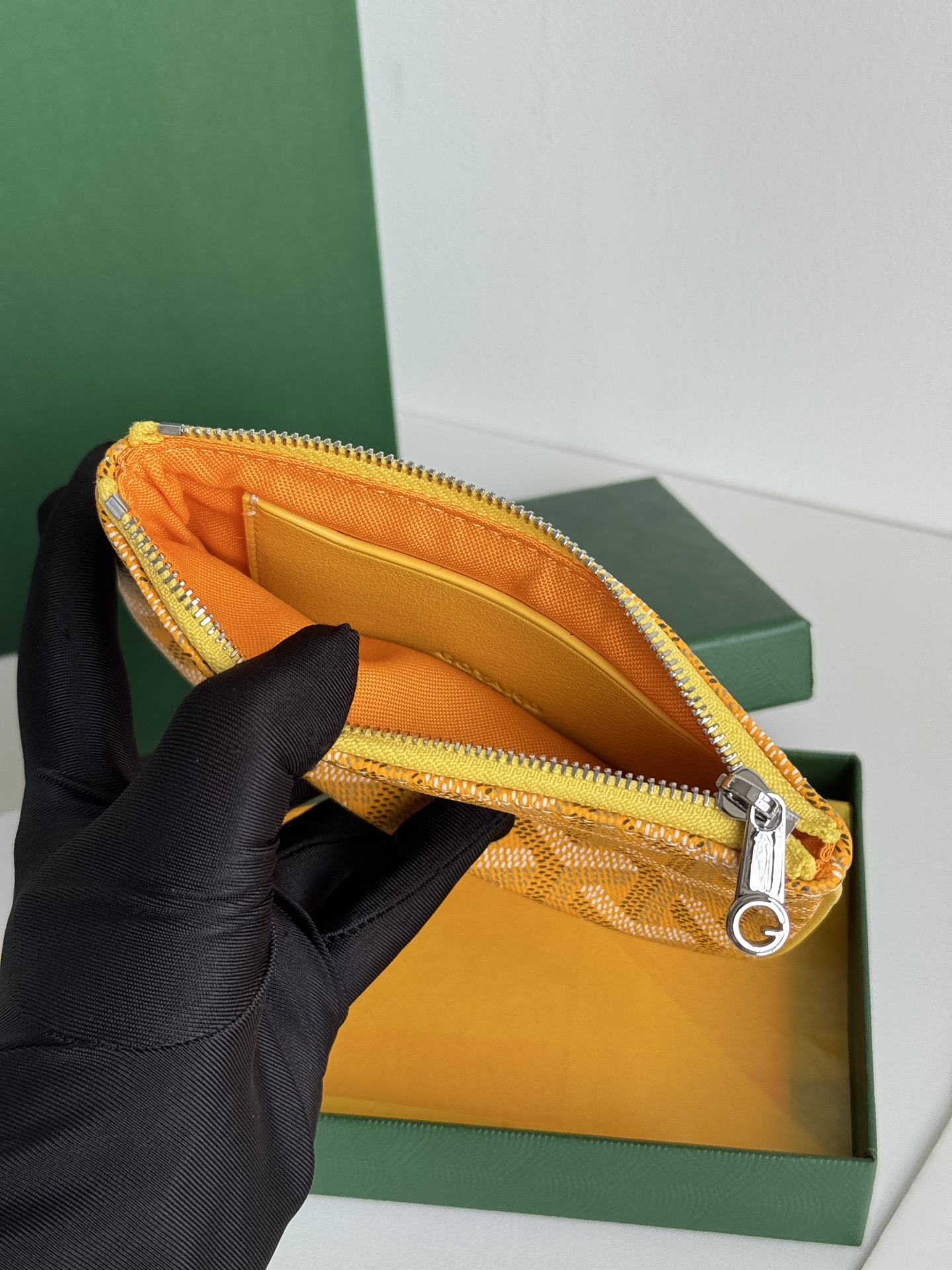 G0YARDミニ手包 - 防水・耐久性に優れた高級素材