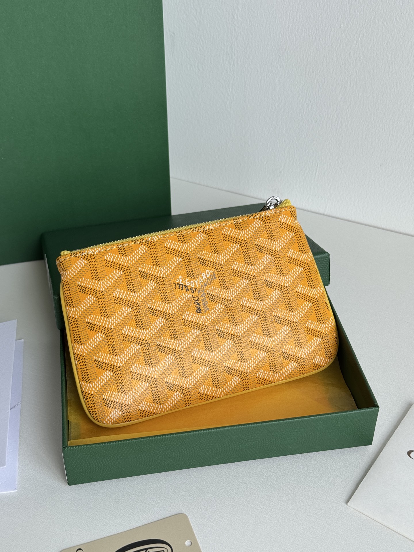 G0YARDミニ手包 - 防水・耐久性に優れた高級素材