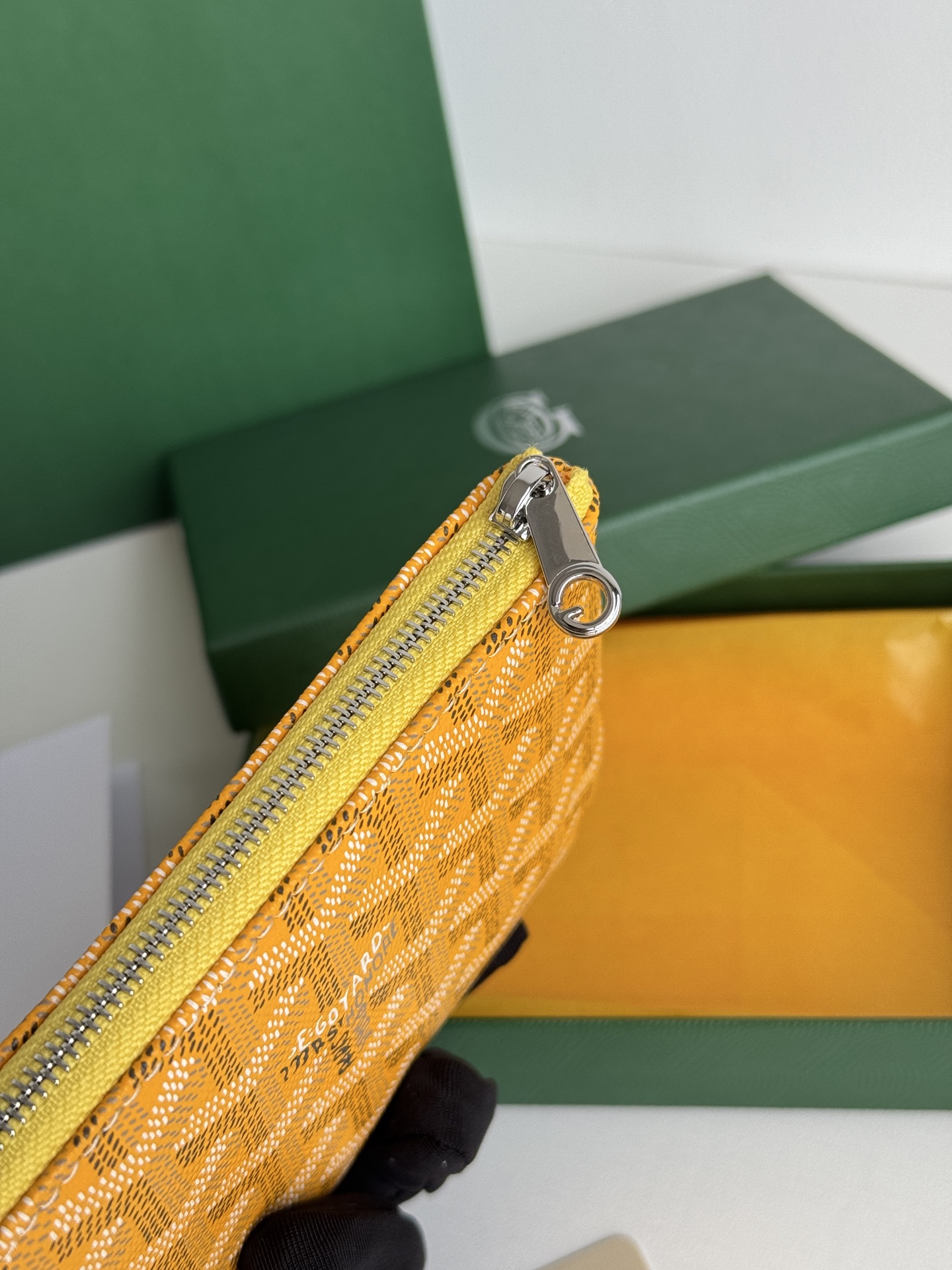 G0YARDミニ手包 - 防水・耐久性に優れた高級素材