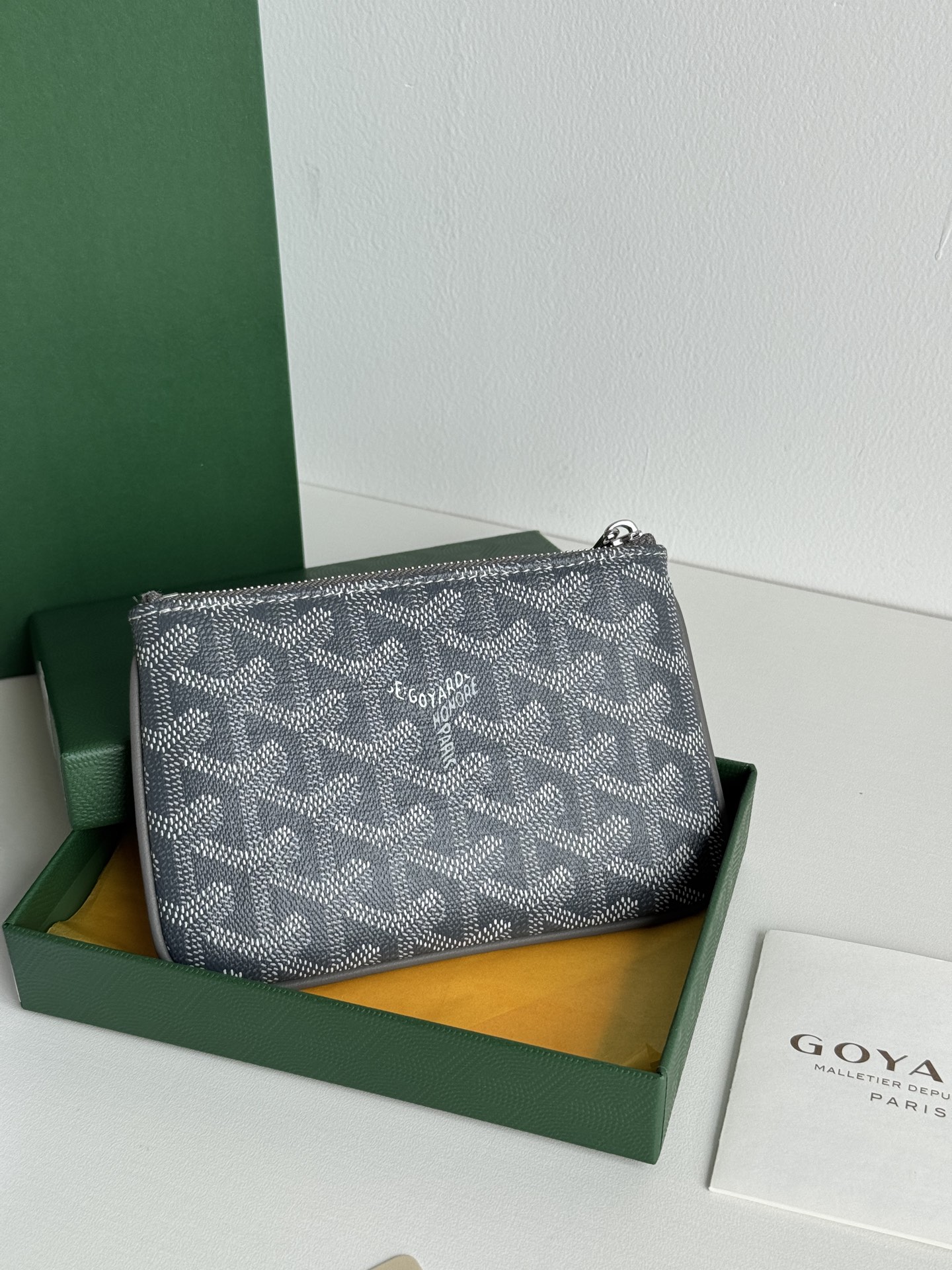 G0YARD（戈雅）ミニ手包 - 防水・耐久性に優れた高級素材