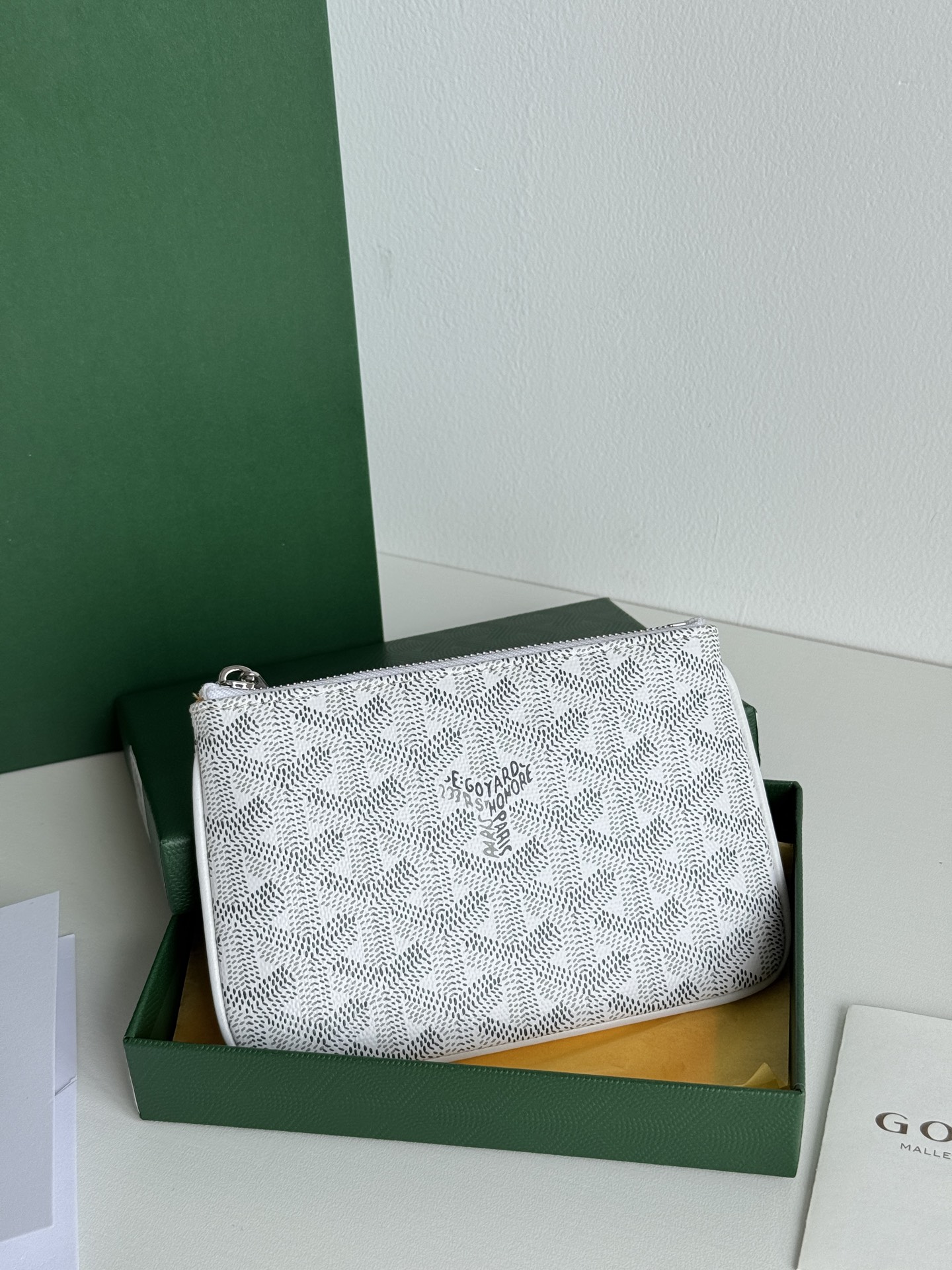 G0YARD（戈雅）ミニ手包 - 防水で耐久性に優れた高級小物