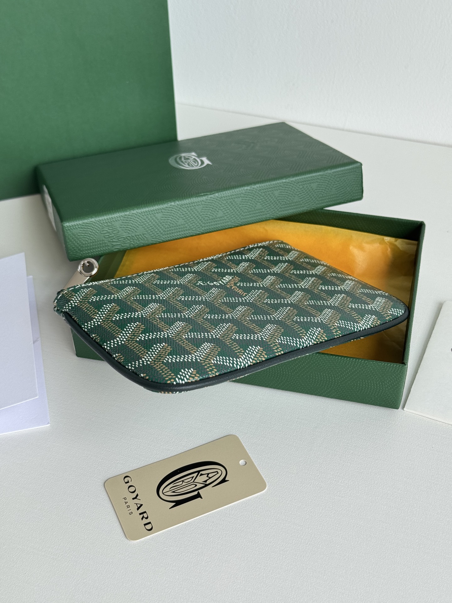 G0YARDミニハンドバッグ - 防水性・耐久性に優れた高級素材