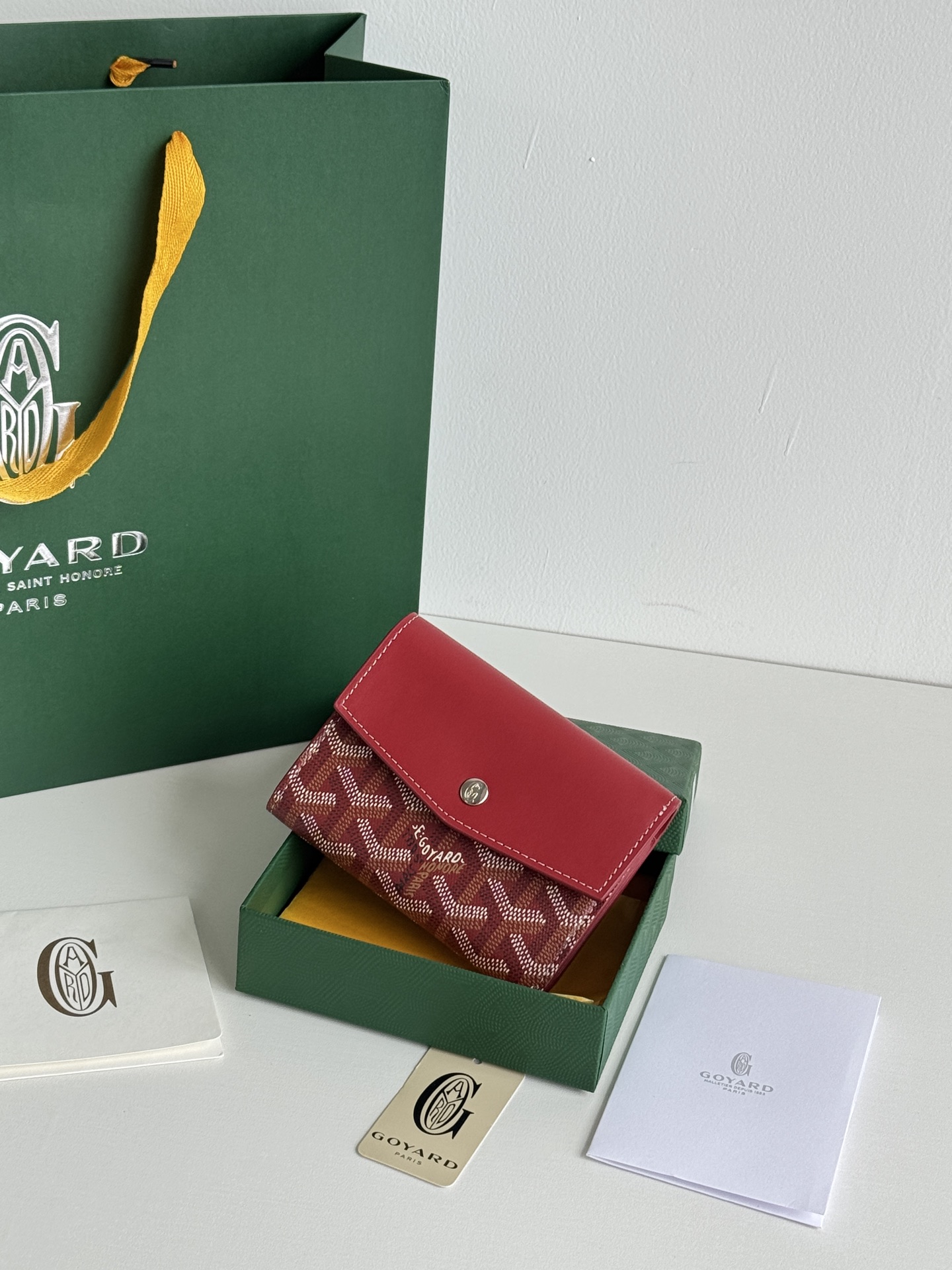 Saint-Gabriel 三折財布 - Goyardine帆布と小牛皮製の軽量デザイン