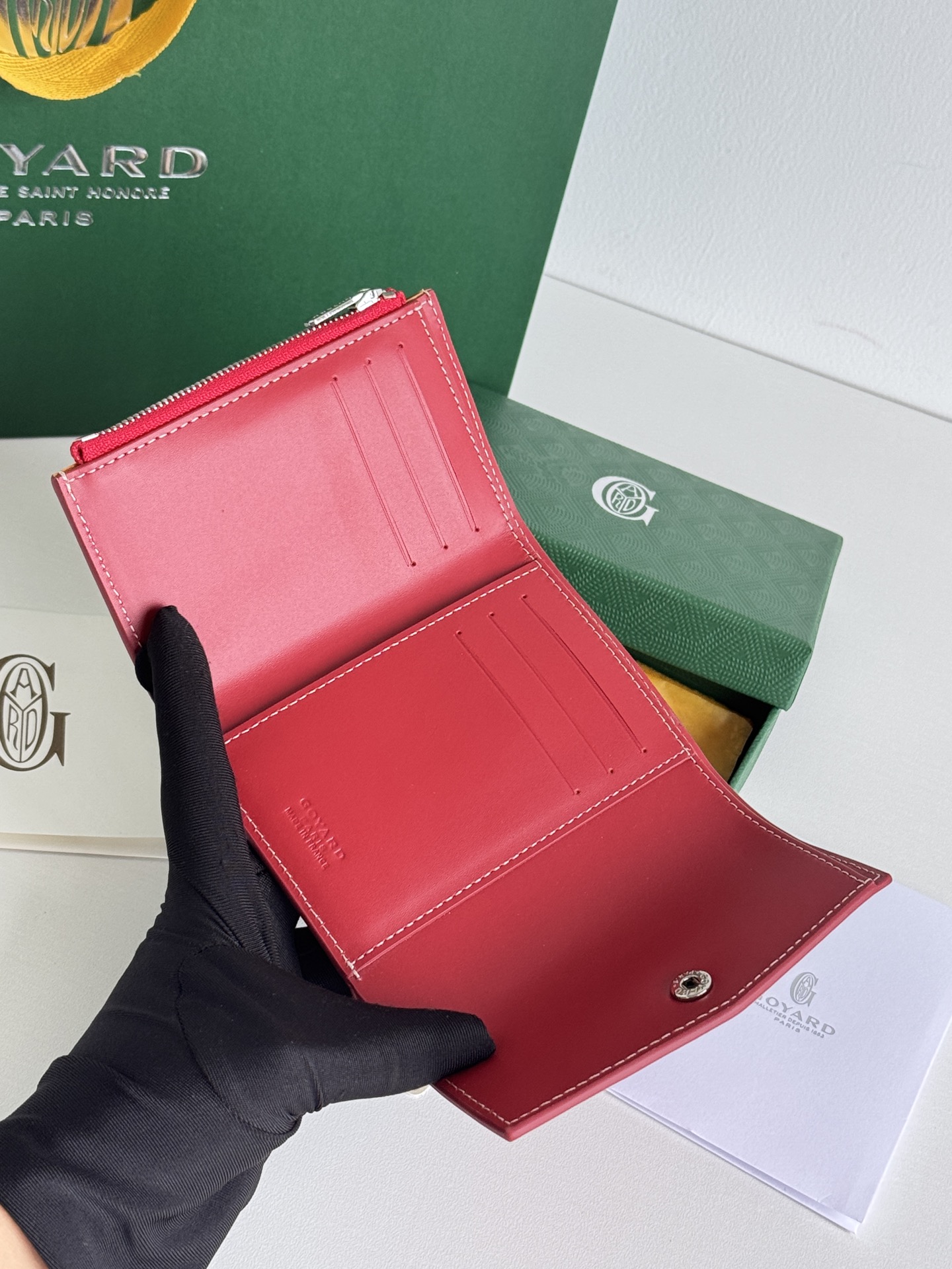 Saint-Gabriel 三折財布 - Goyardine帆布と小牛皮製の軽量デザイン