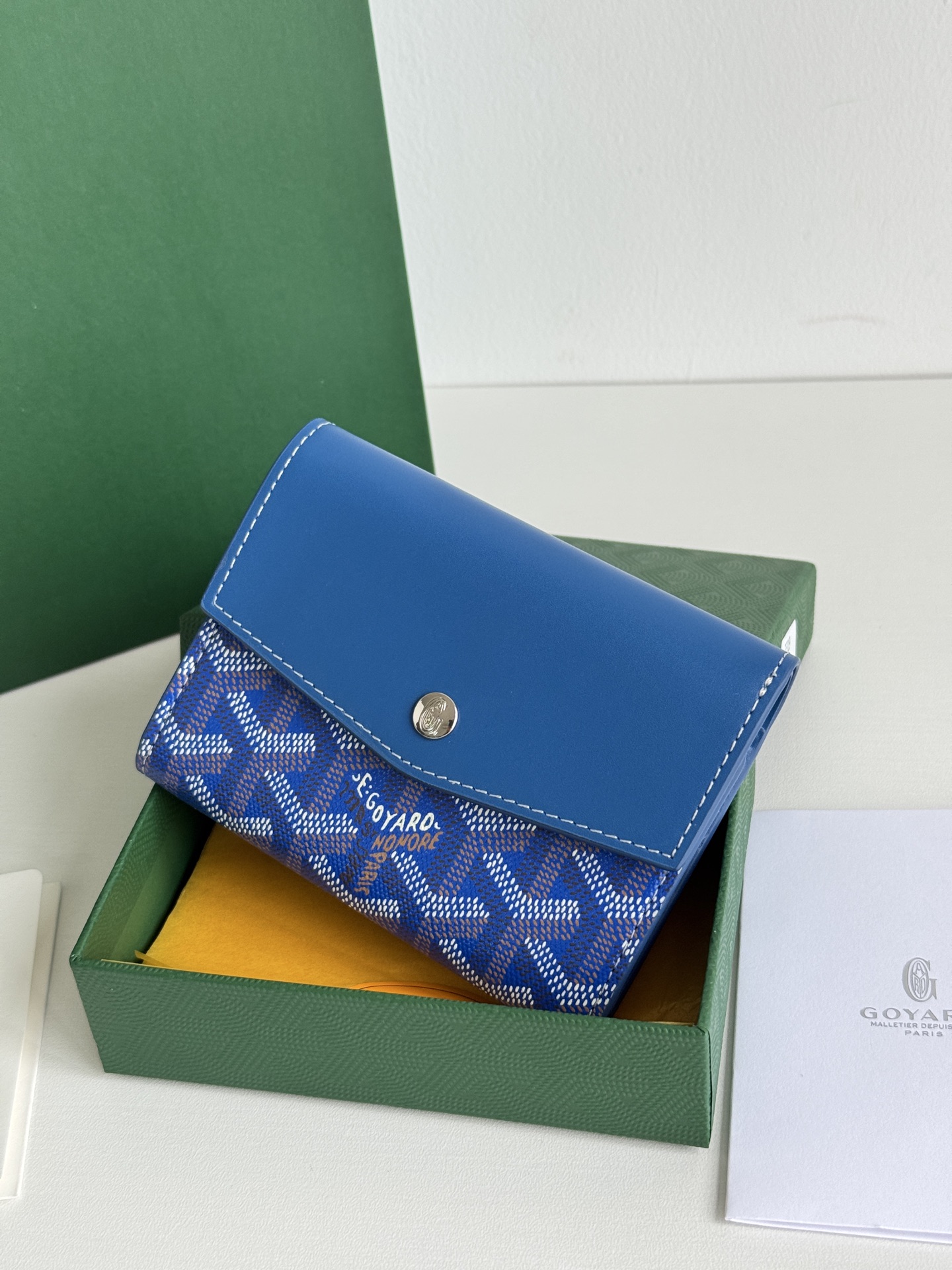 Saint-Gabriel 三折財布 - Goyardine帆布と小牛皮製の軽量デザイン