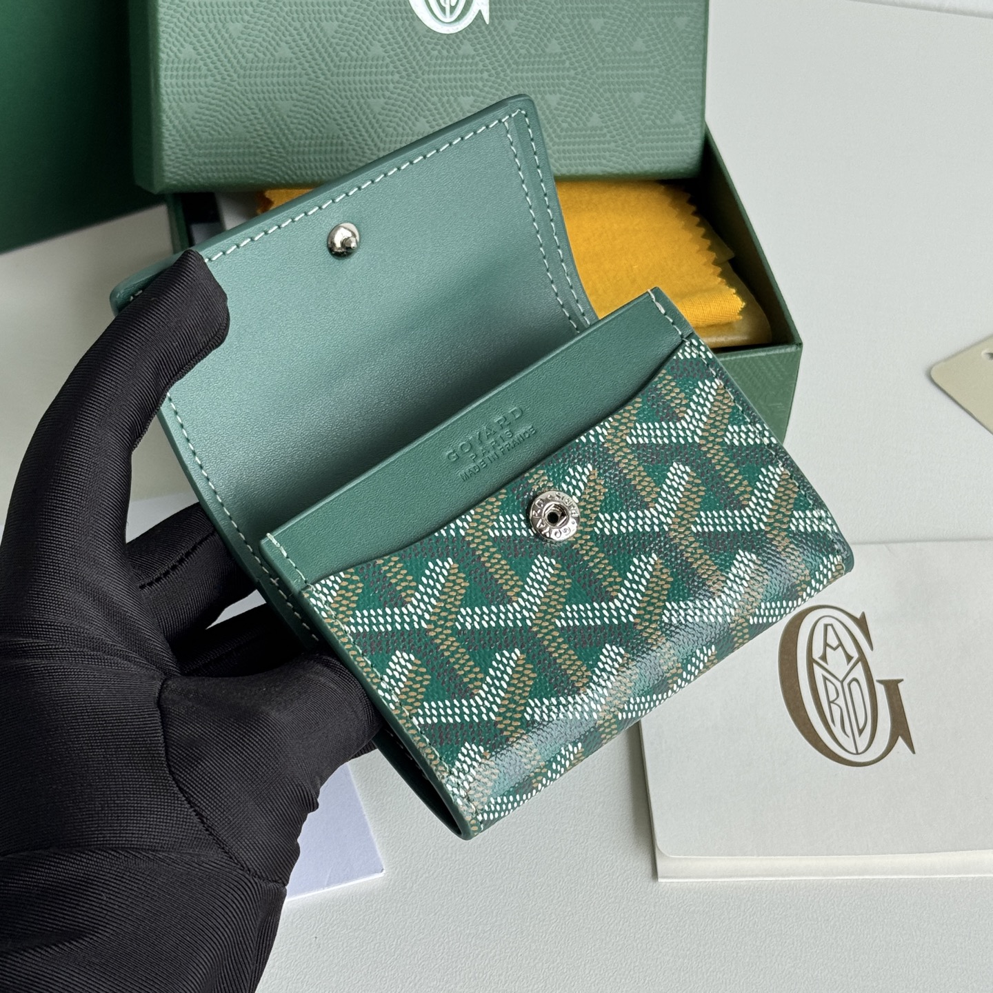 Marigny 零钱包 - 硬币・カード・紙钞収納に最適なコンパクトデザイン