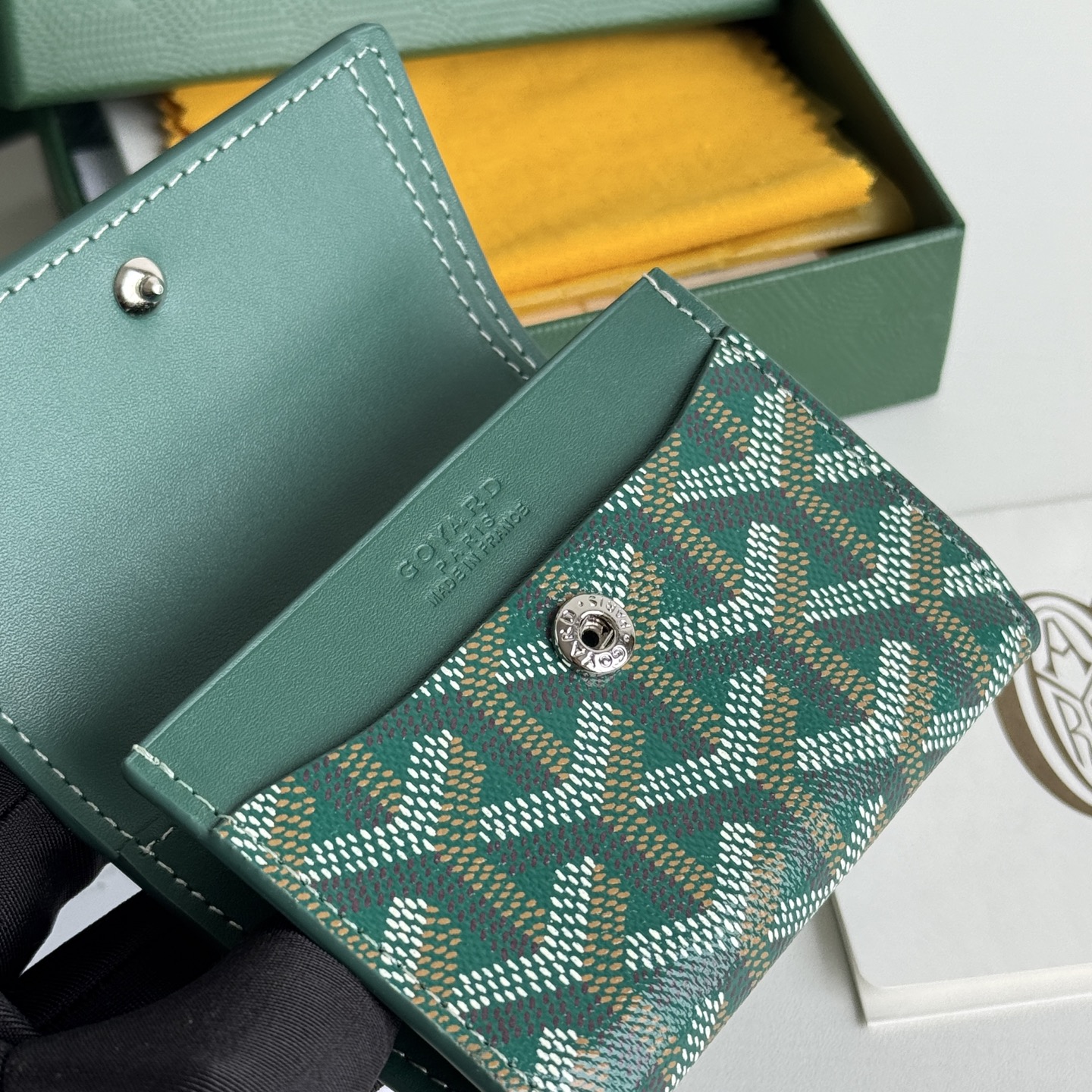 Marigny 零钱包 - 硬币・カード・紙钞収納に最適なコンパクトデザイン